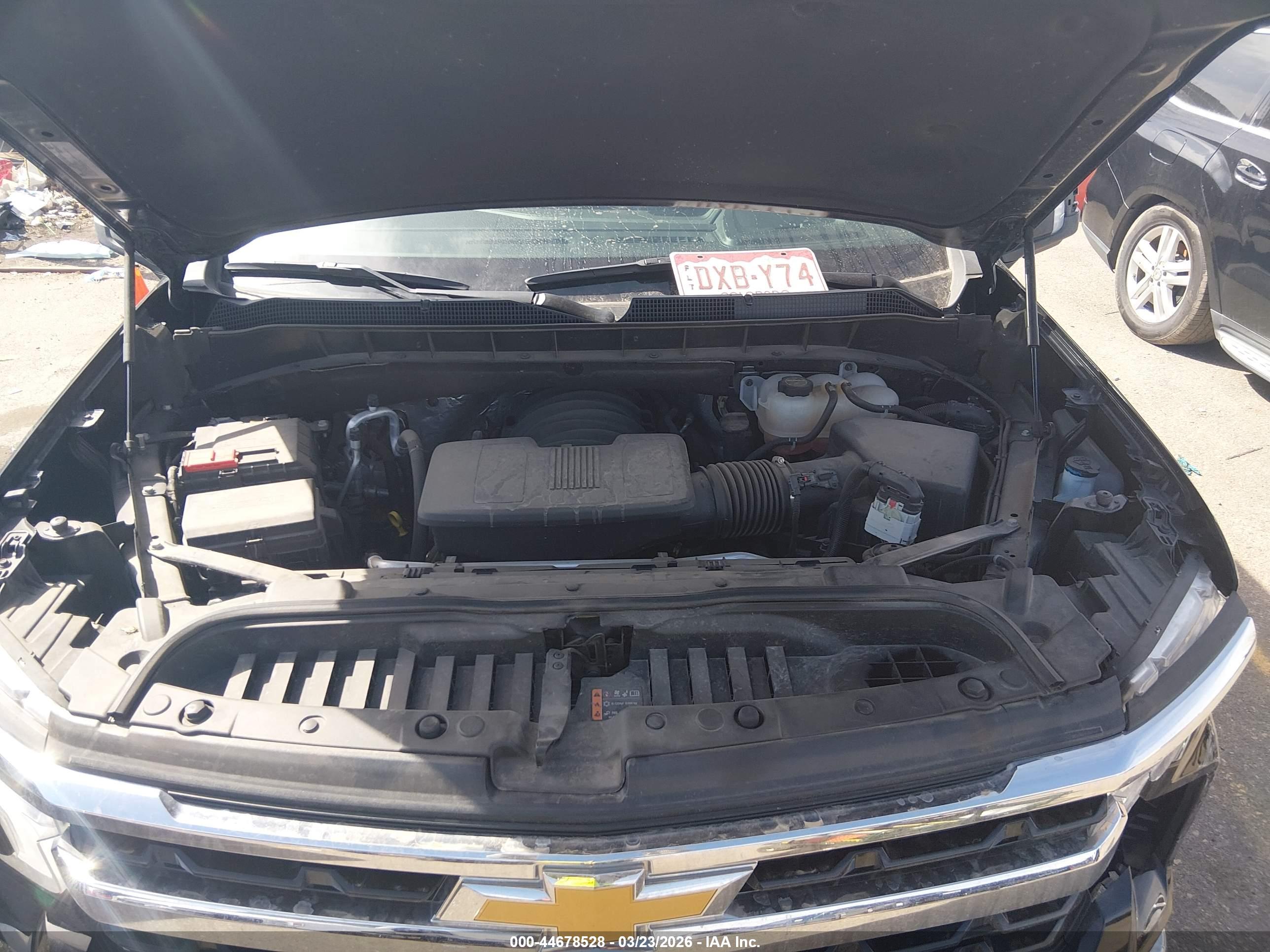 CHEVROLET SILVERADO image 10