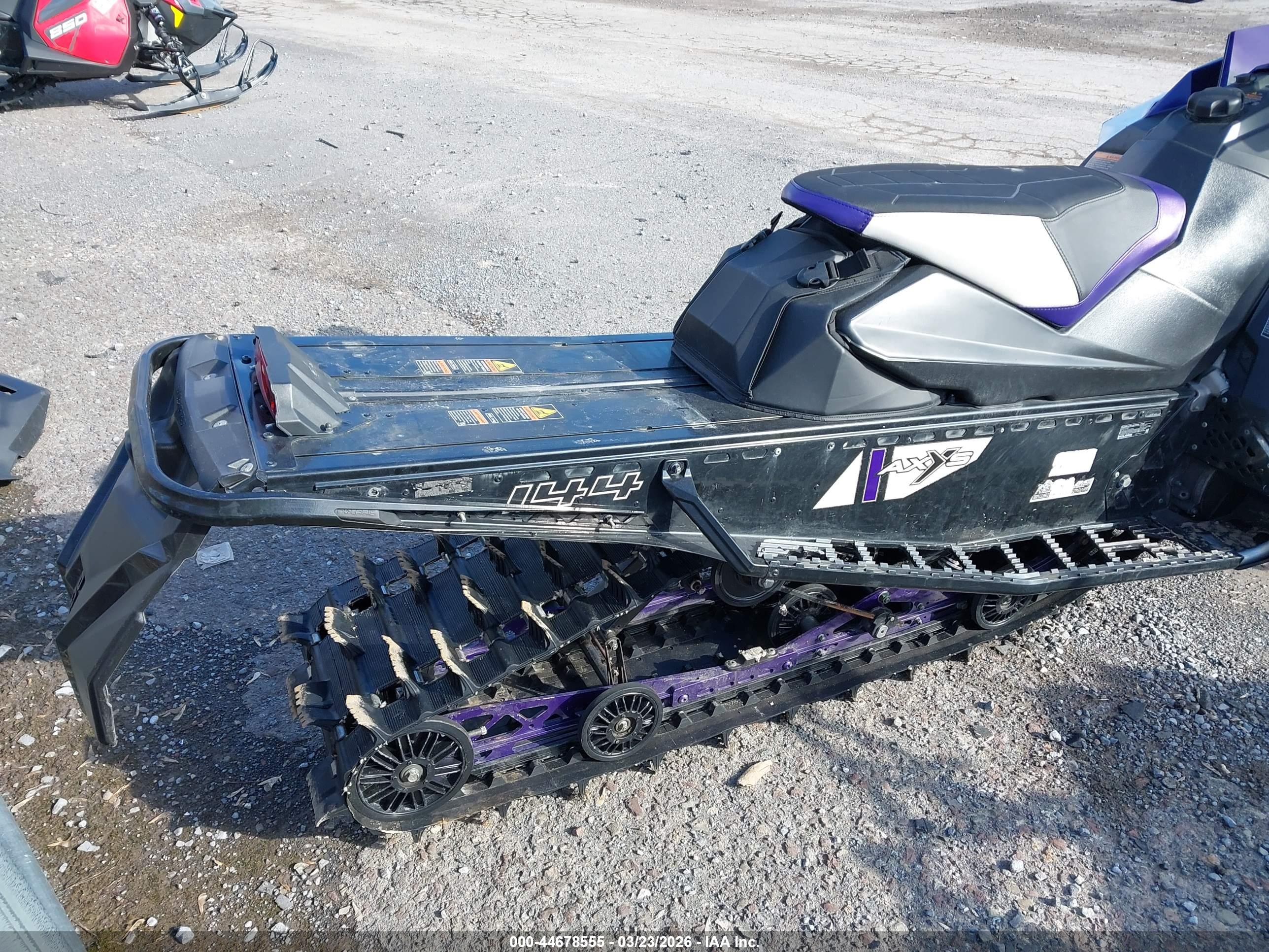 POLARIS SWITCHBACK image 4