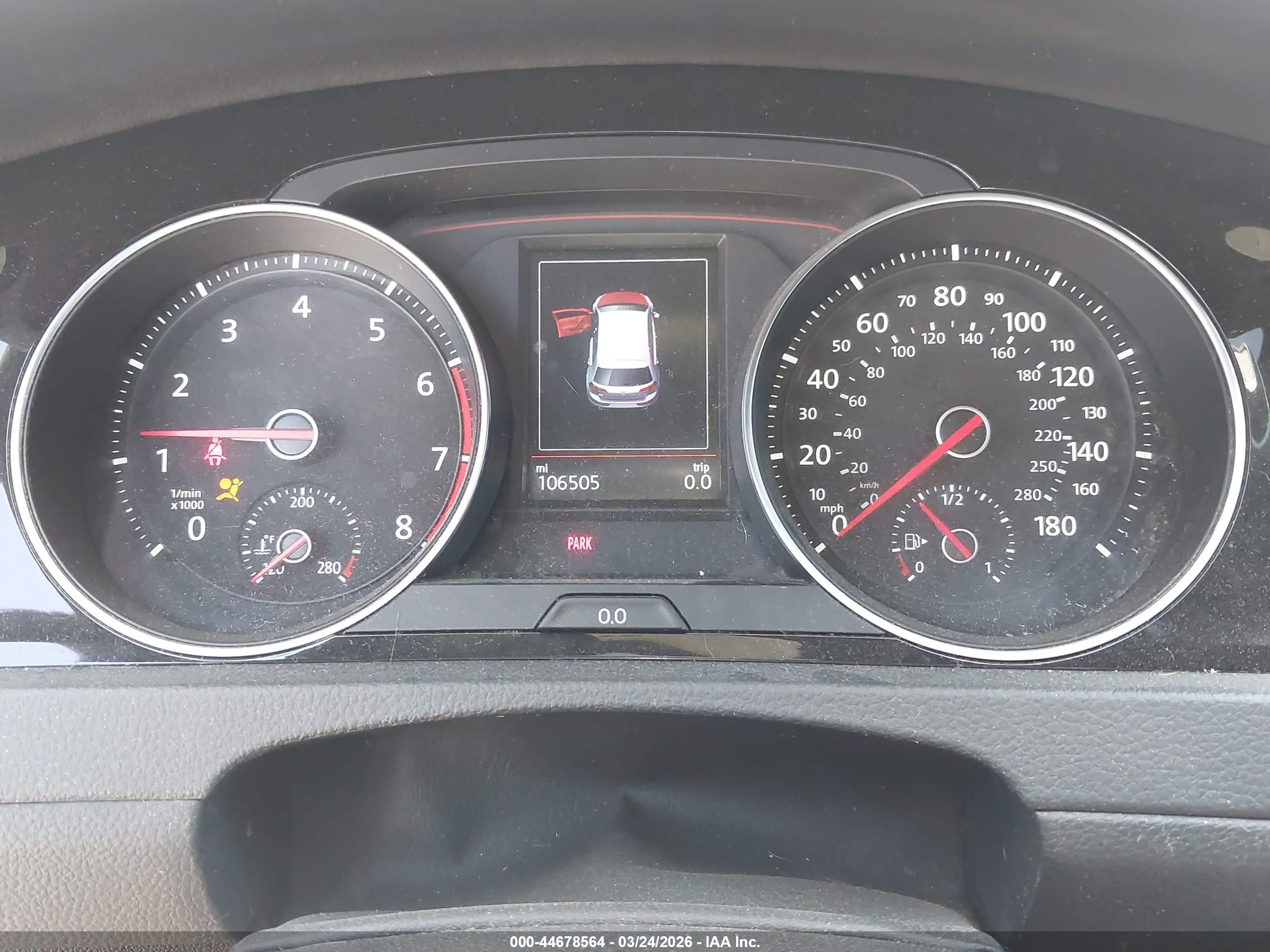 VOLKSWAGEN GOLF image 7