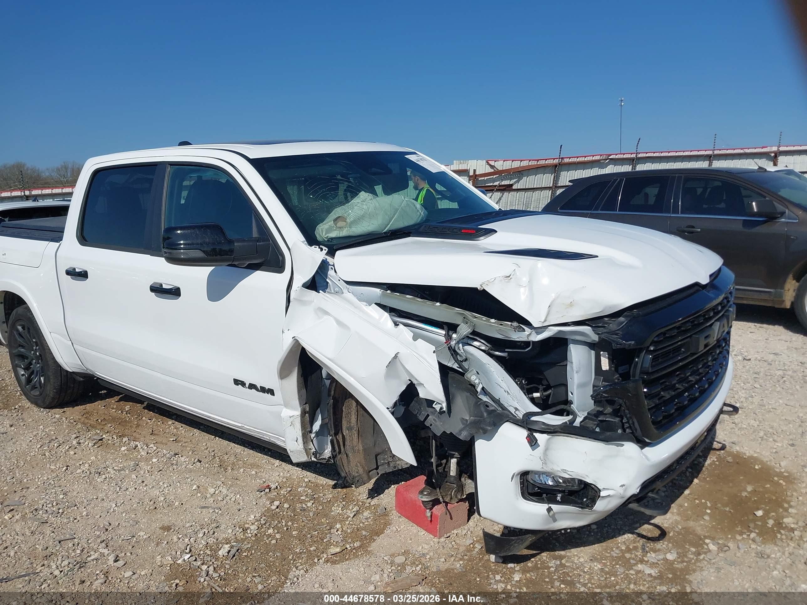 RAM 1500 image 6