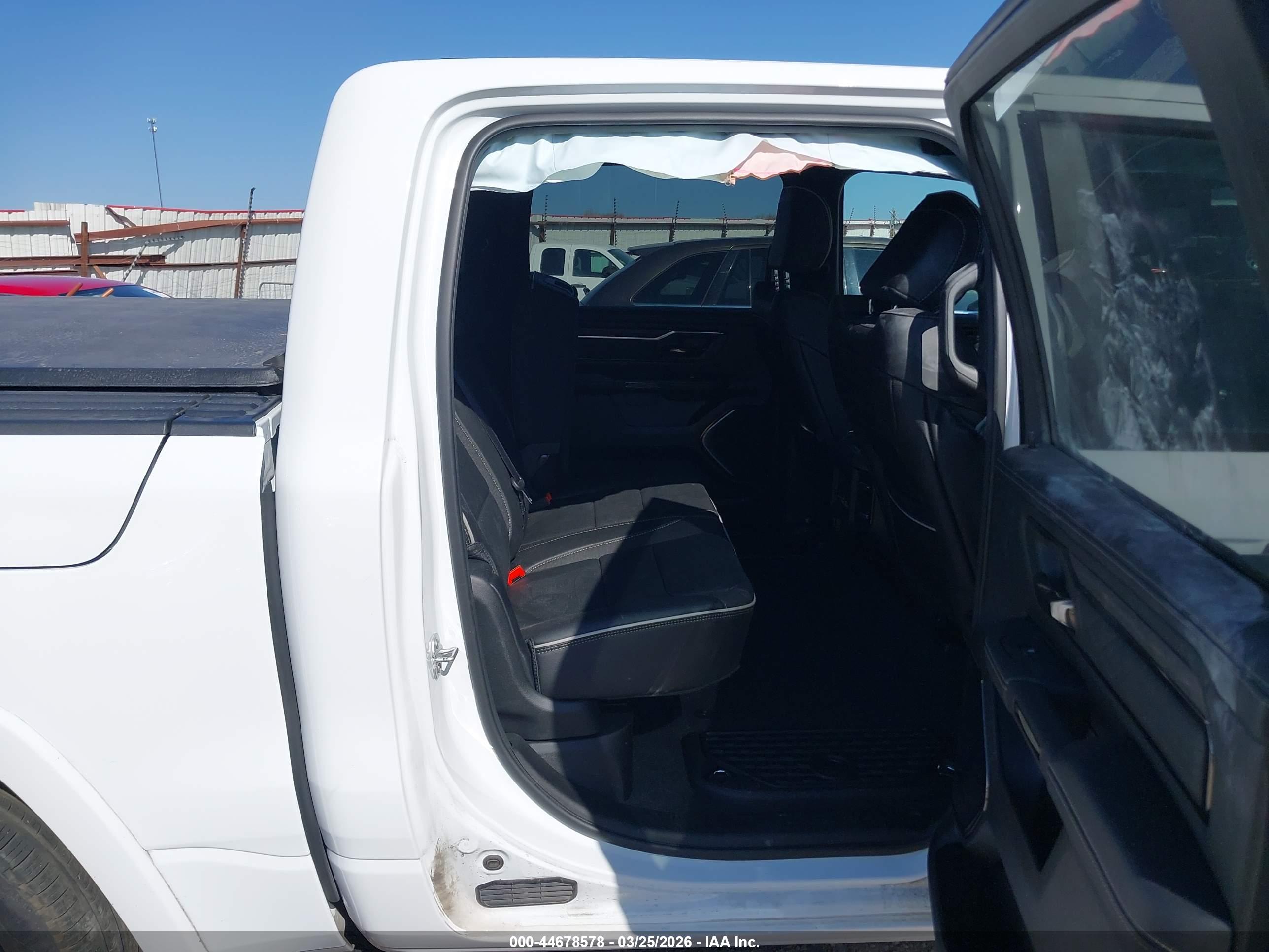 RAM 1500 image 8