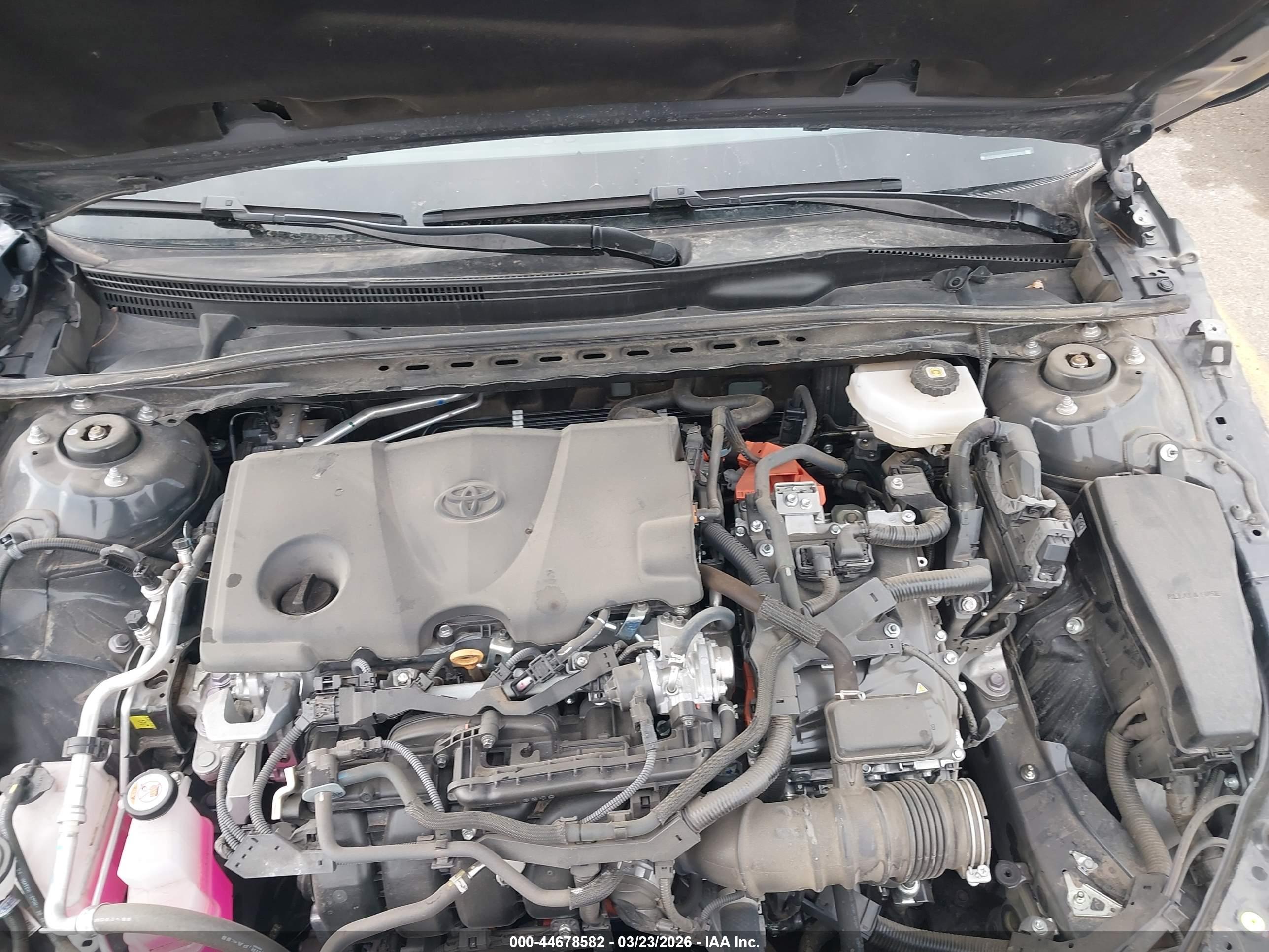 TOYOTA CAMRY image 10