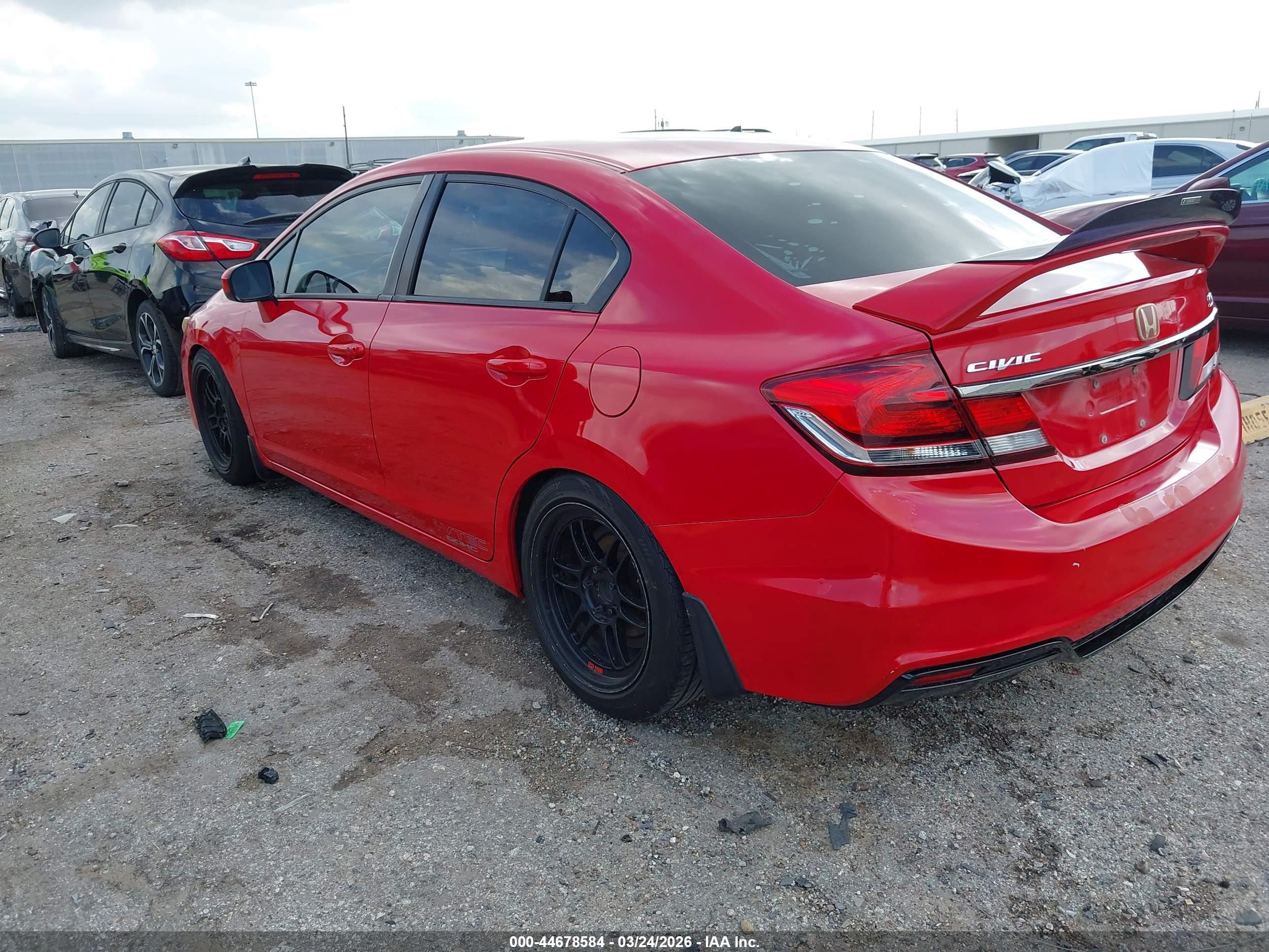 HONDA CIVIC image 3