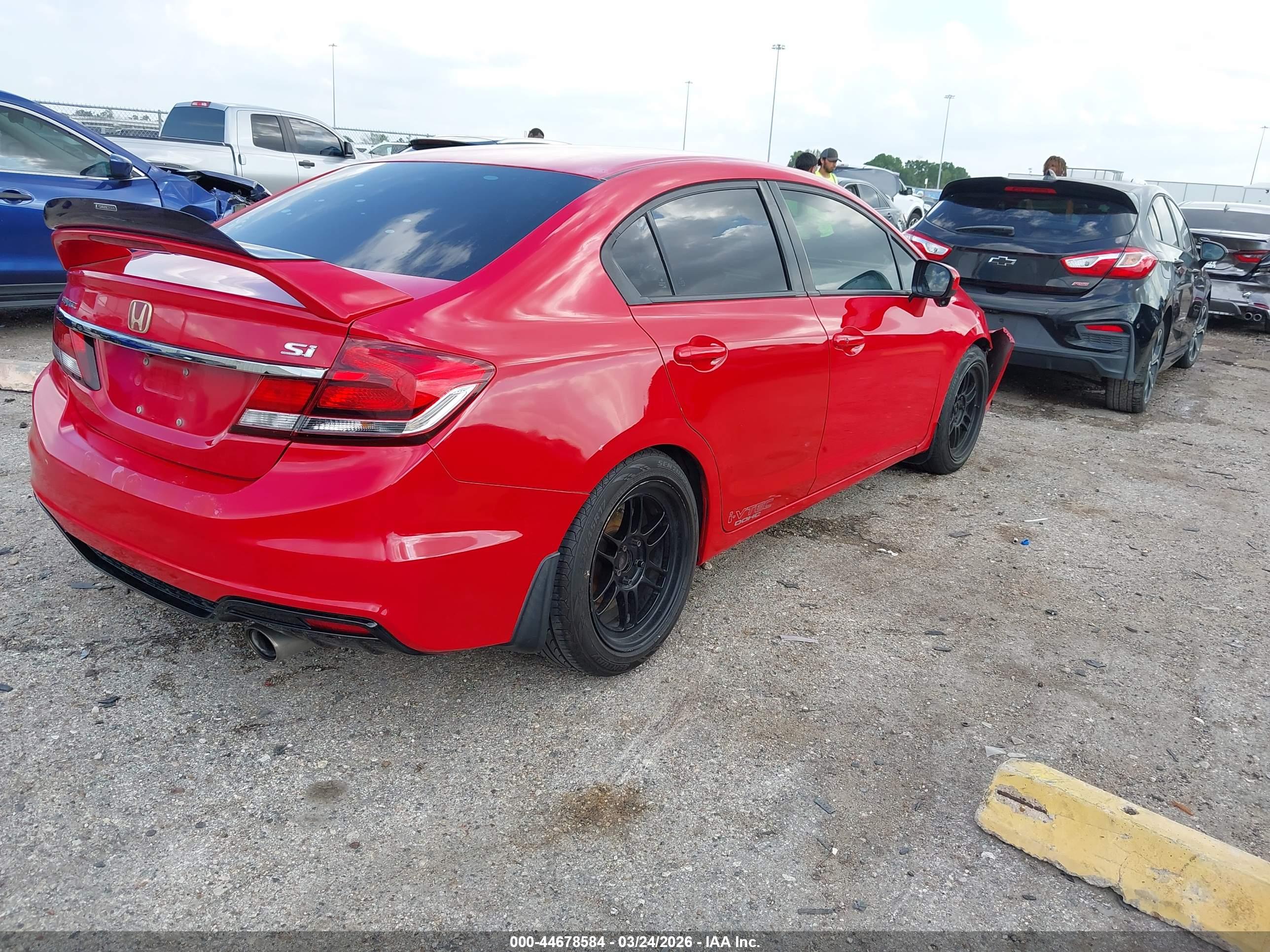 HONDA CIVIC image 4