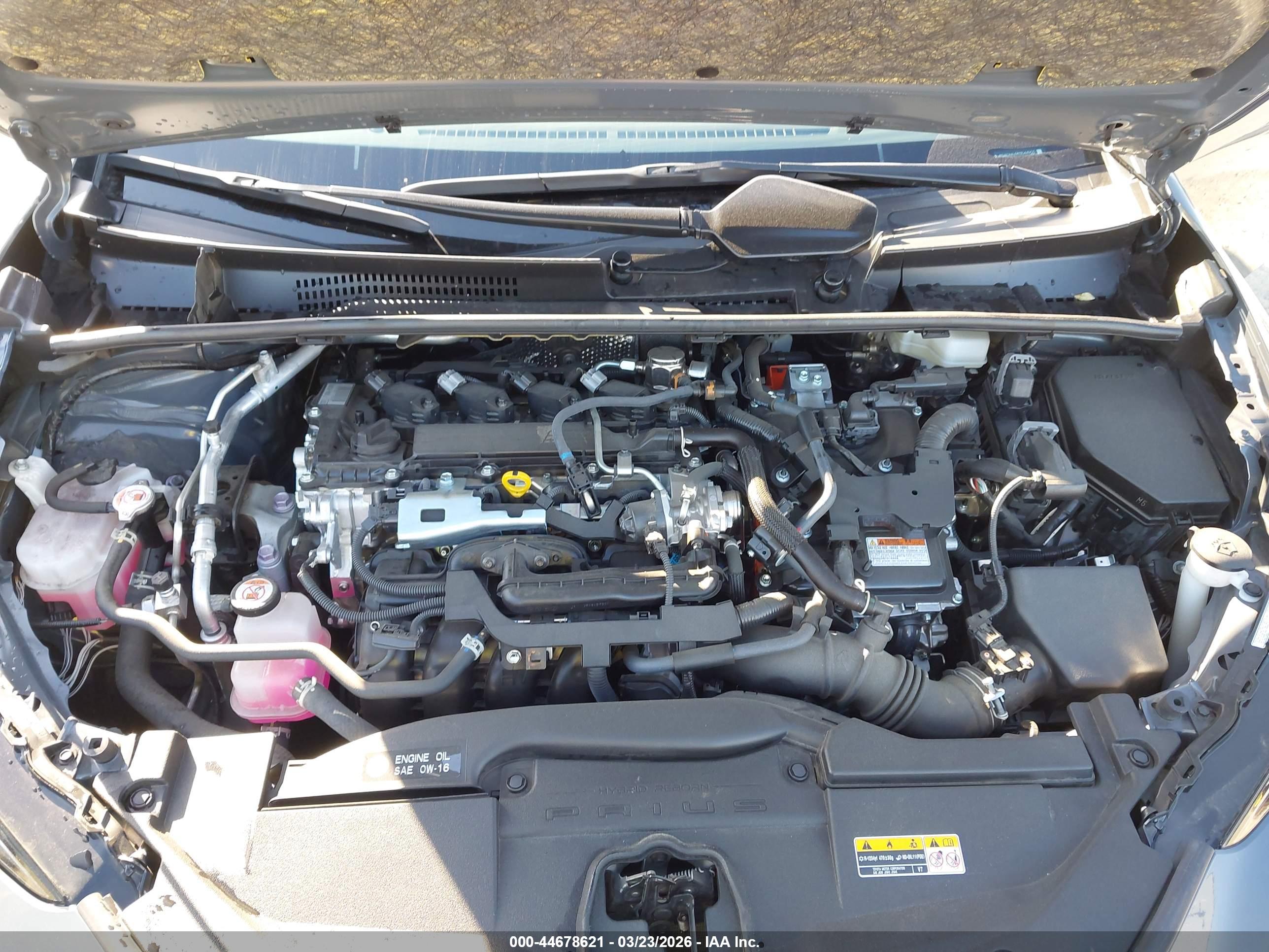 TOYOTA PRIUS image 10
