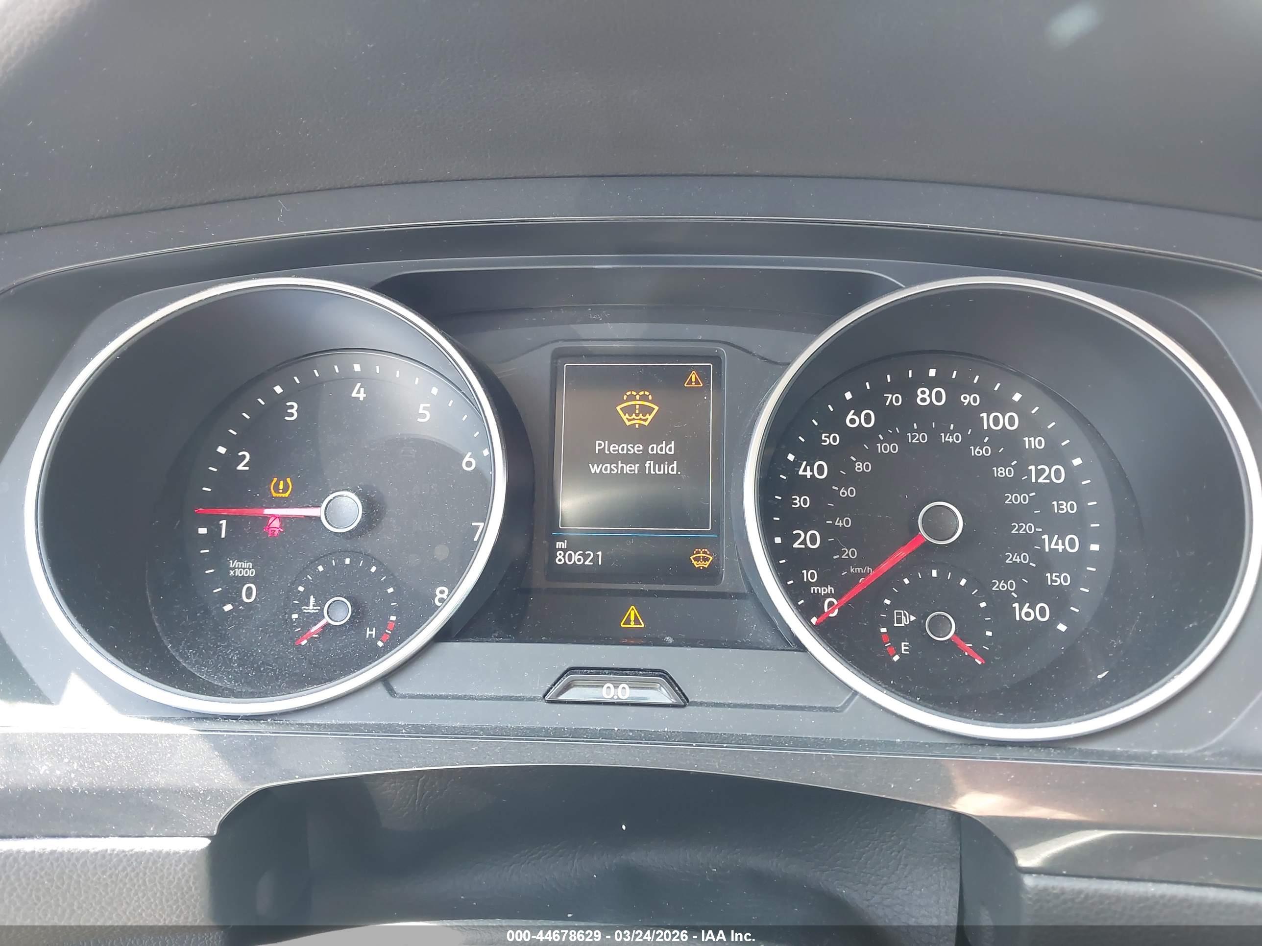 VOLKSWAGEN TIGUAN image 7