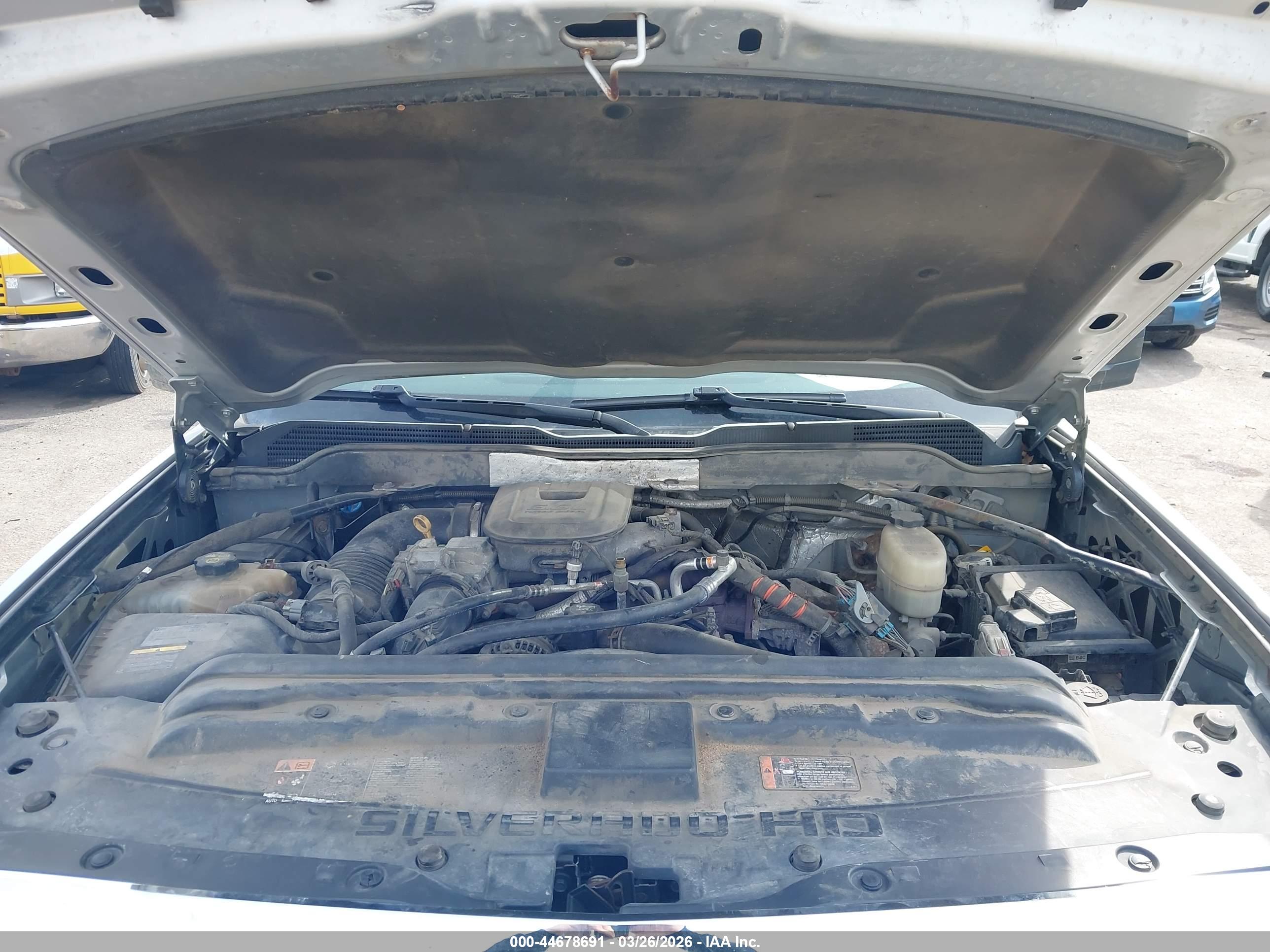 CHEVROLET SILVERADO image 10