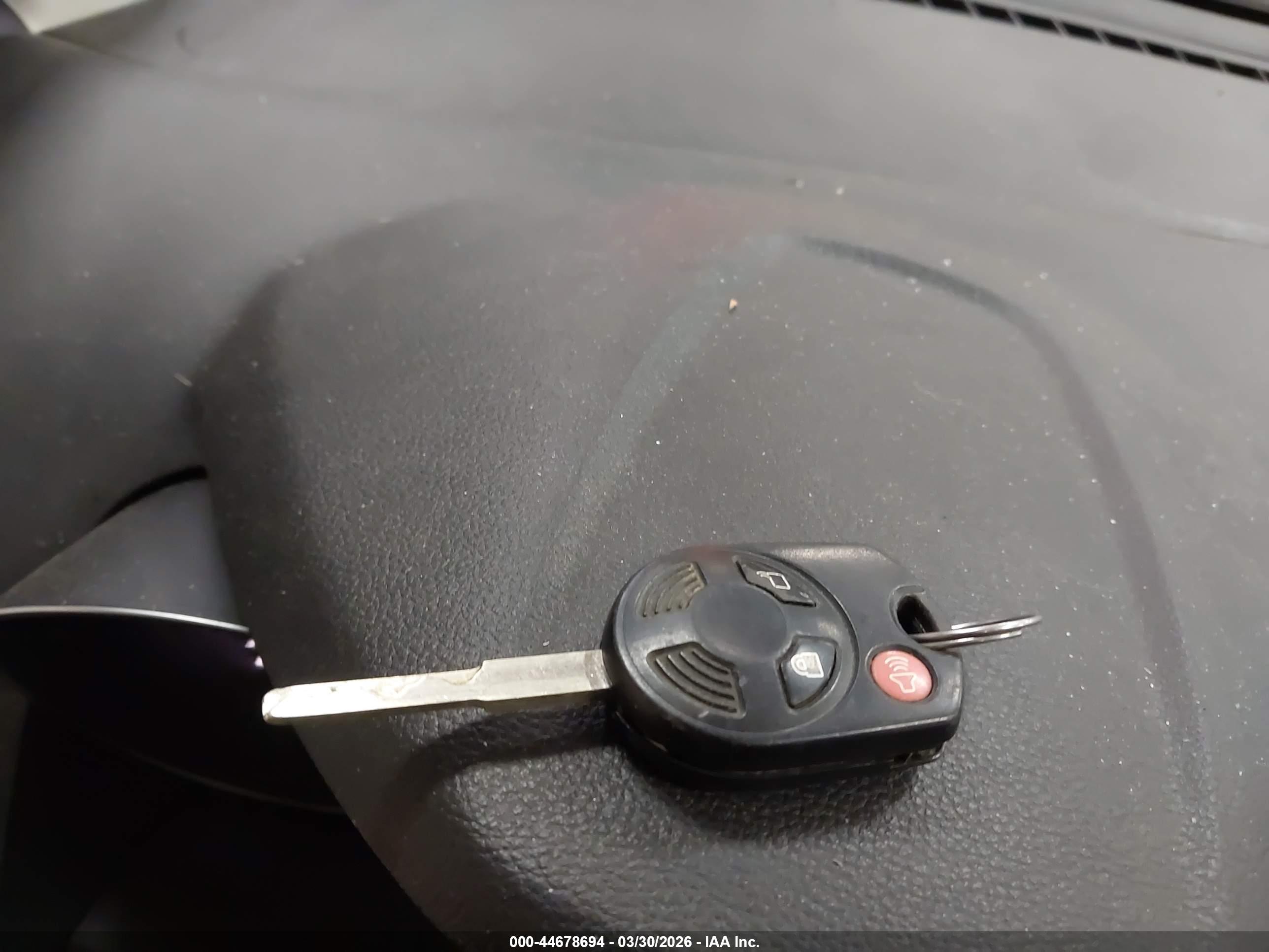 FORD ESCAPE image 11