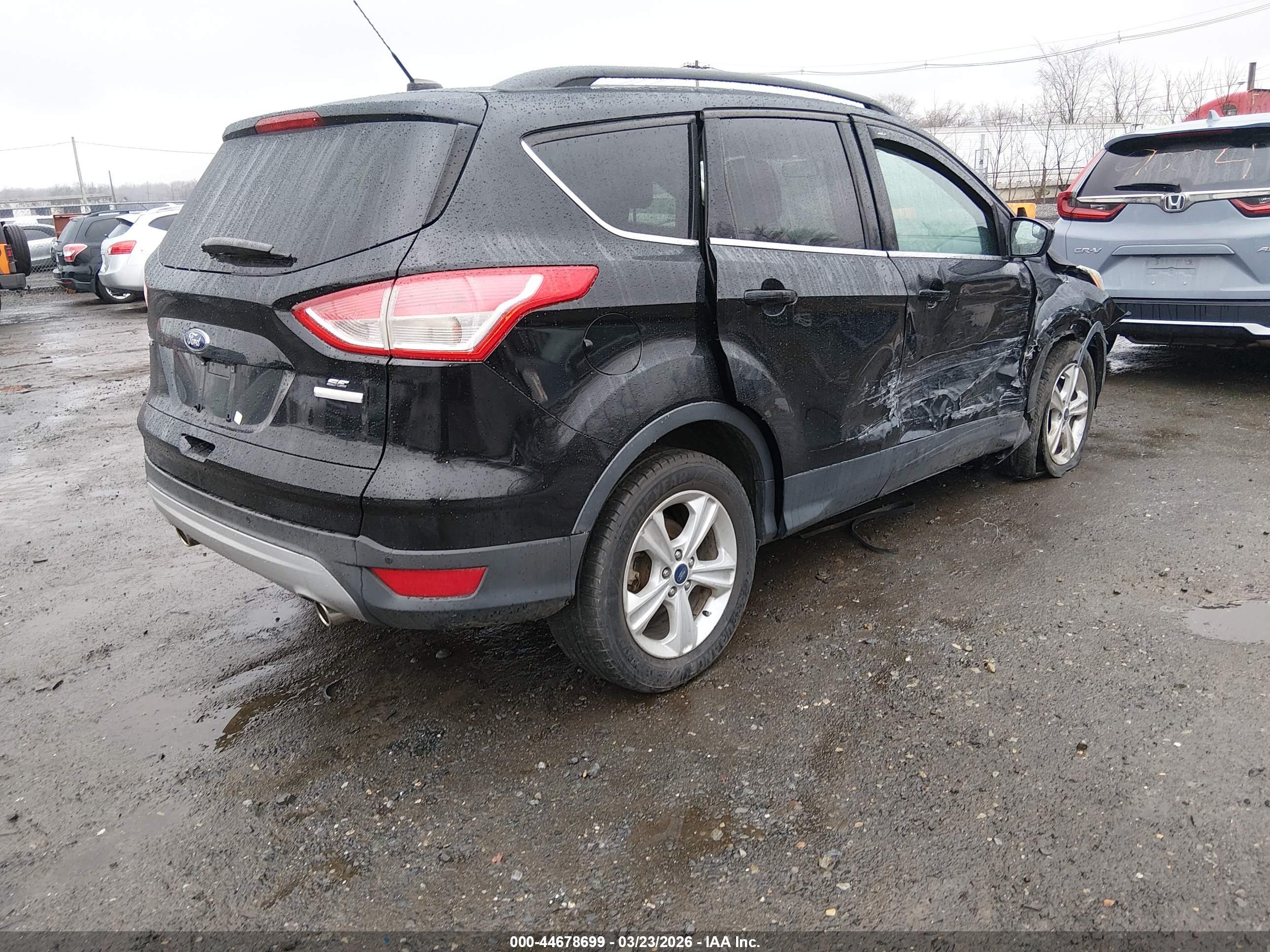 FORD ESCAPE image 4