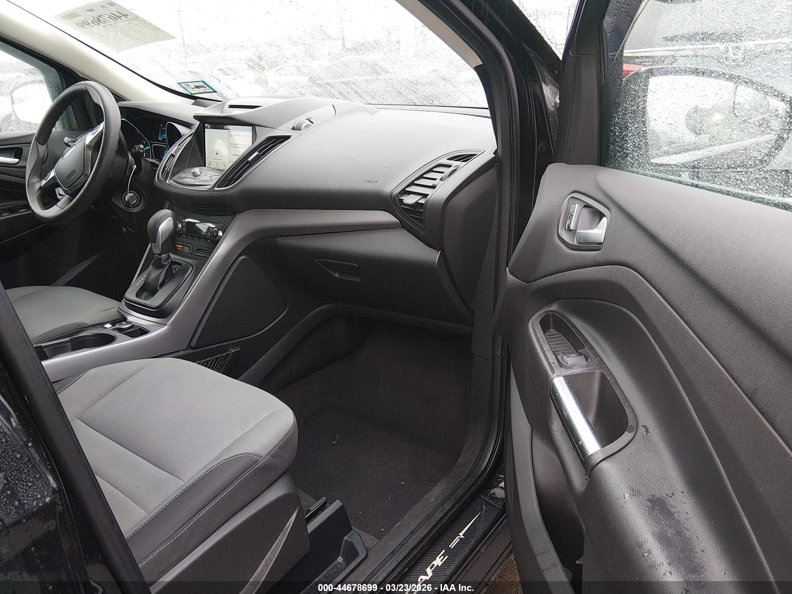 FORD ESCAPE image 5