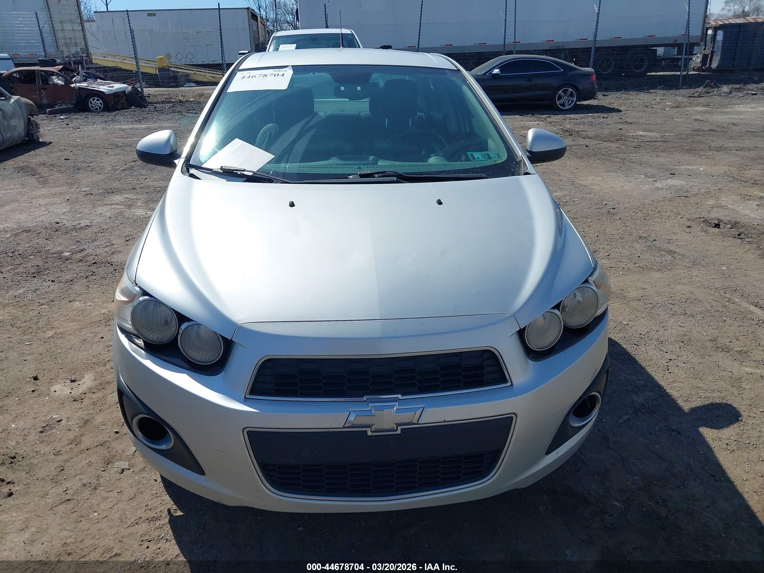 CHEVROLET SONIC image 6
