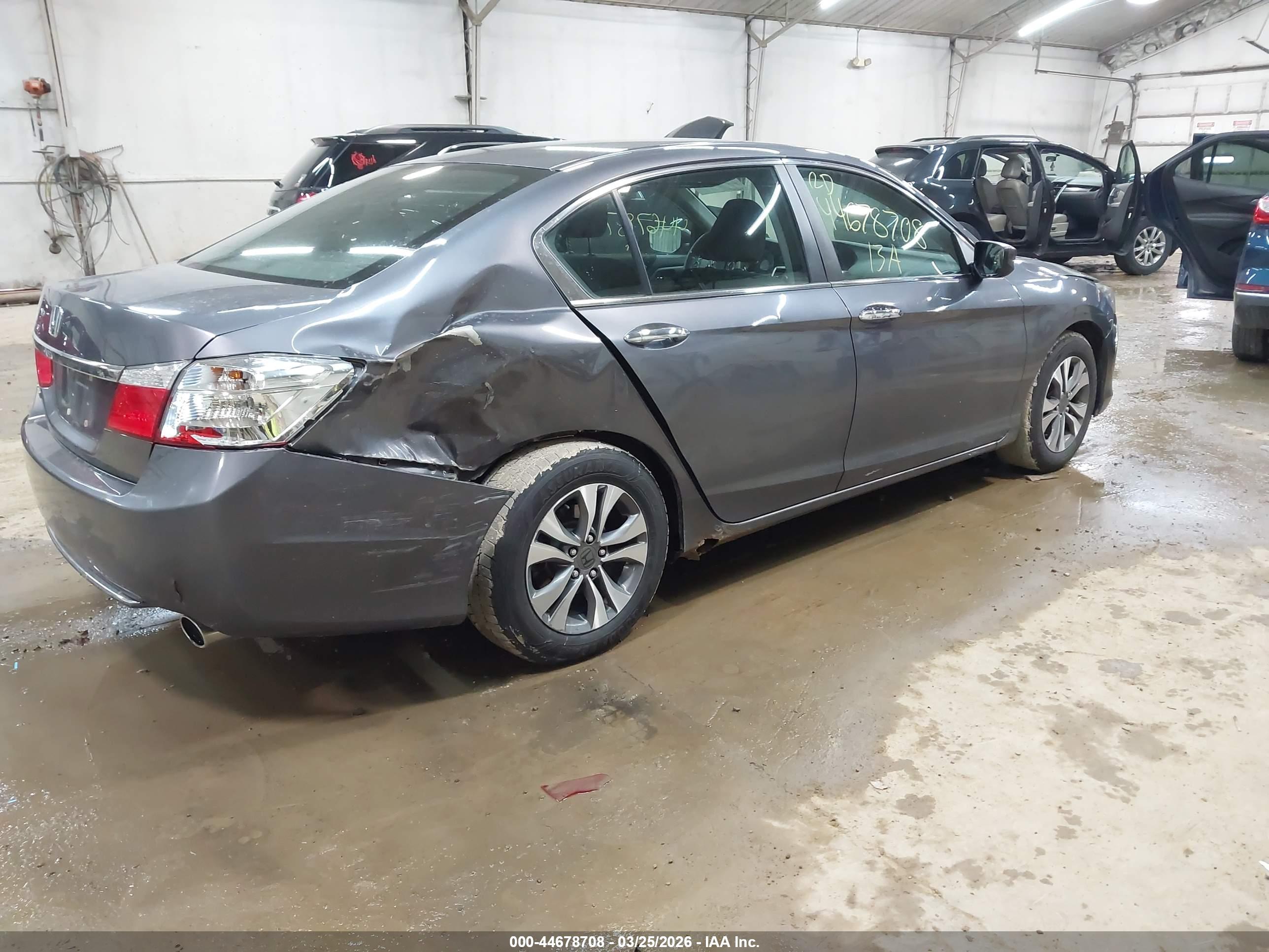 HONDA ACCORD image 4