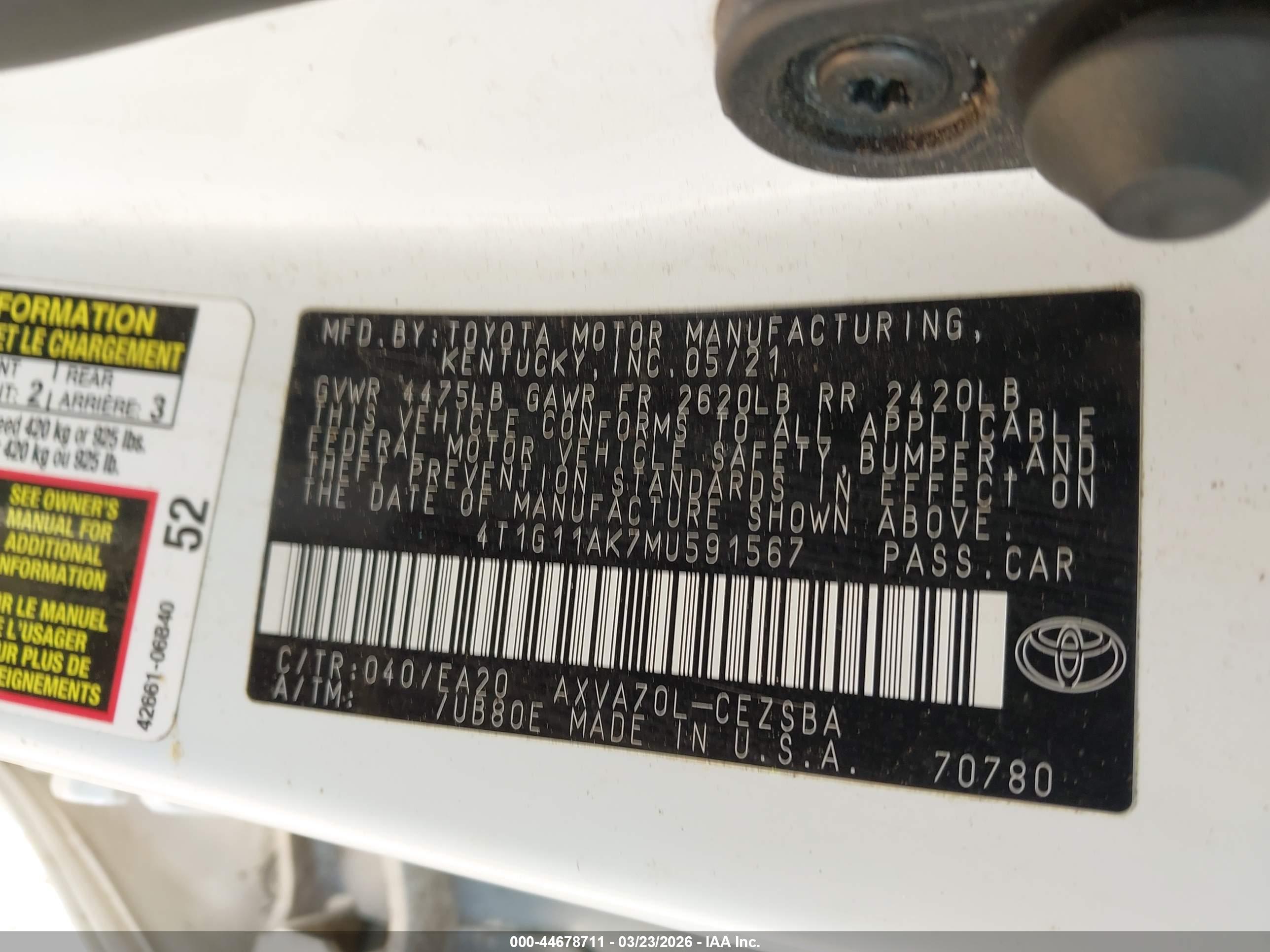 TOYOTA CAMRY image 9