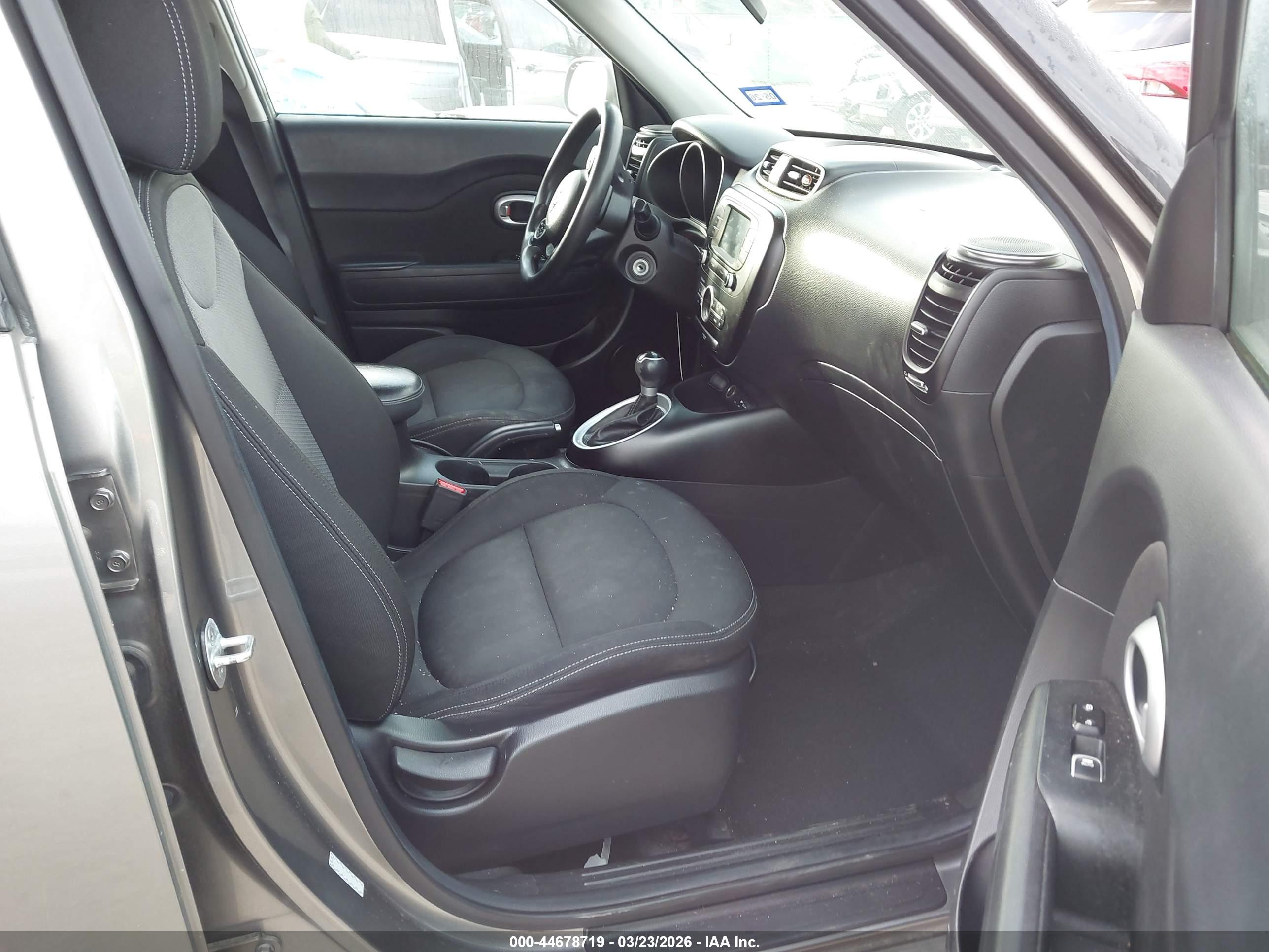 KIA SOUL image 5