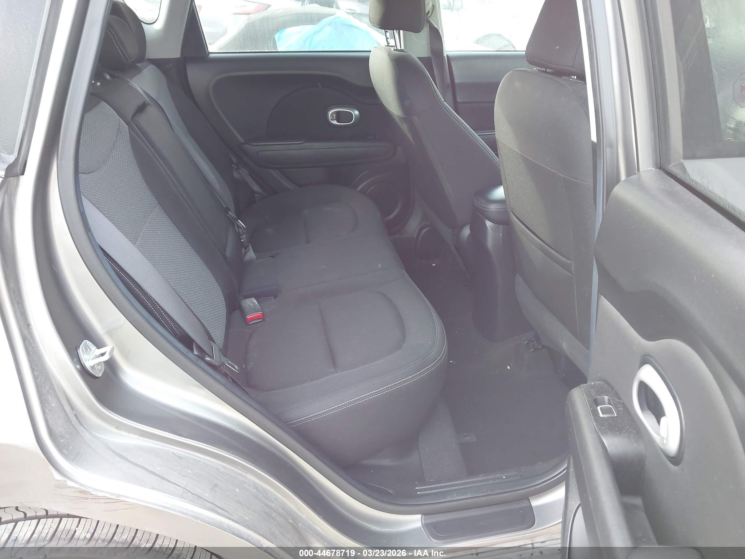 KIA SOUL image 8