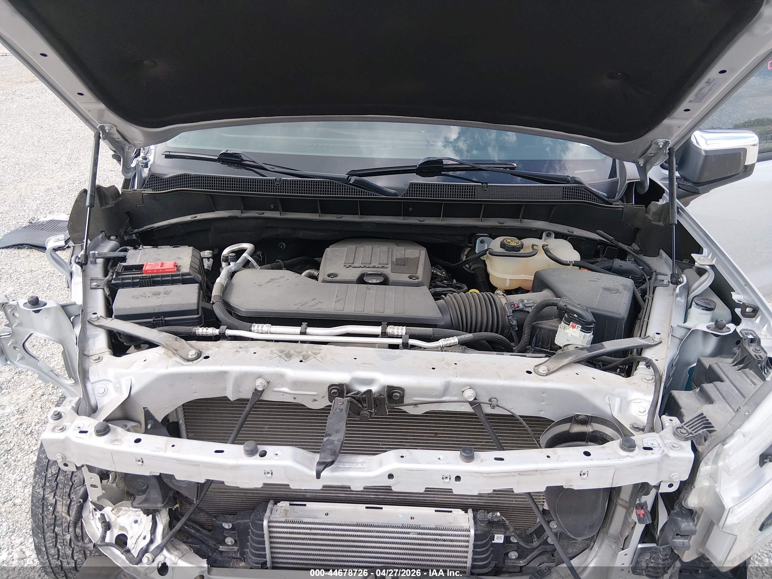 CHEVROLET SILVERADO image 10