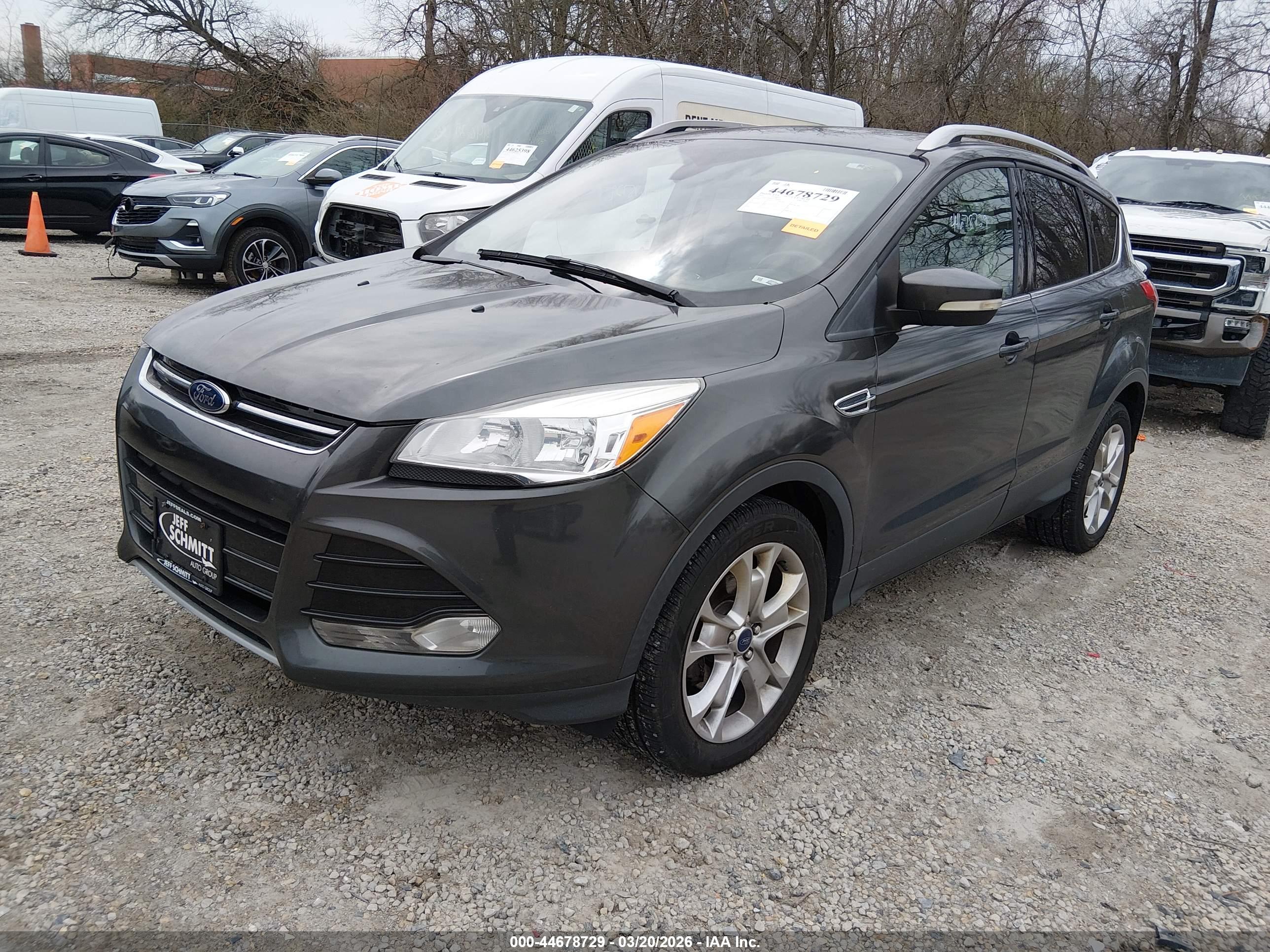 FORD ESCAPE image 2