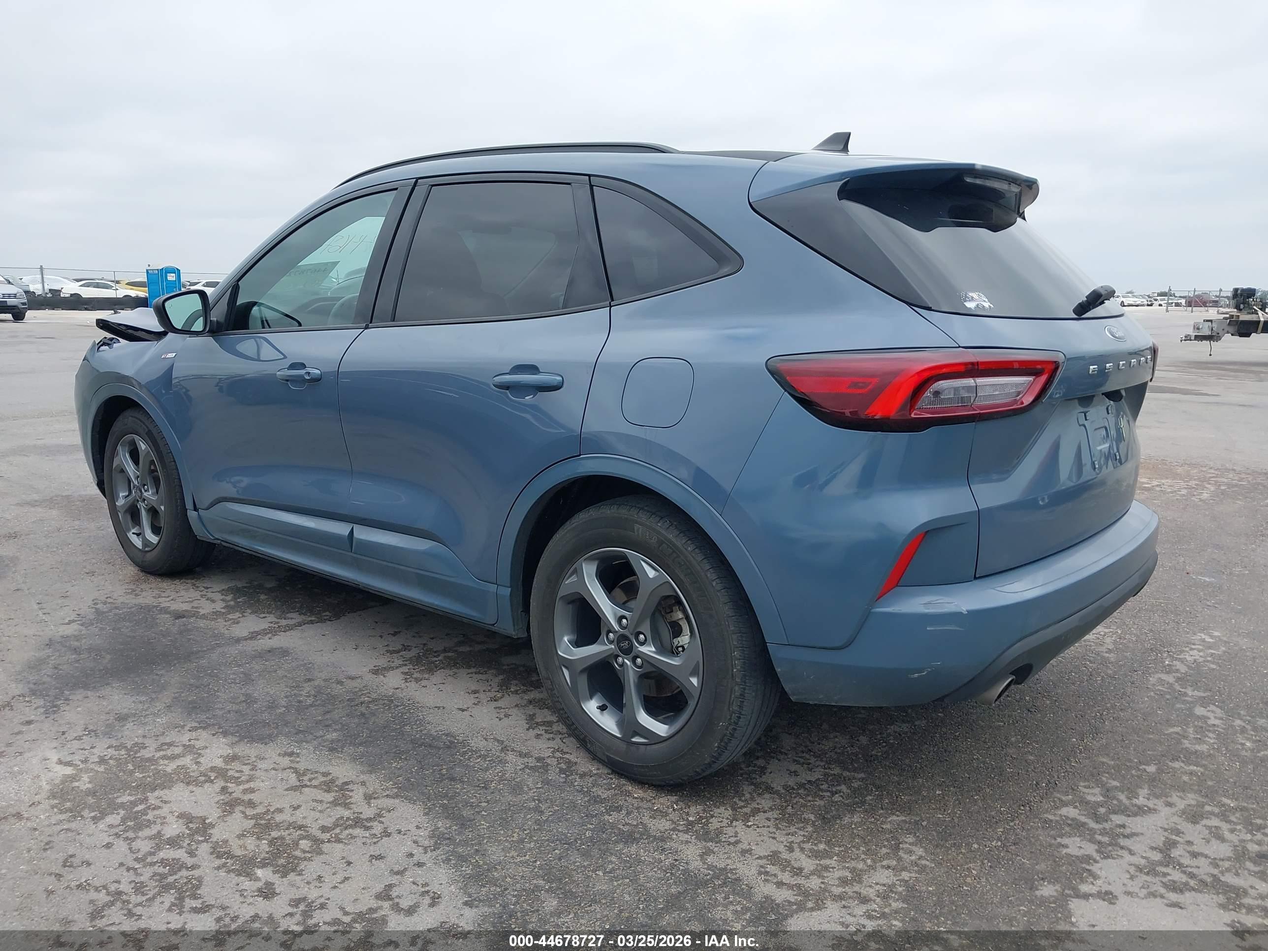FORD ESCAPE image 3