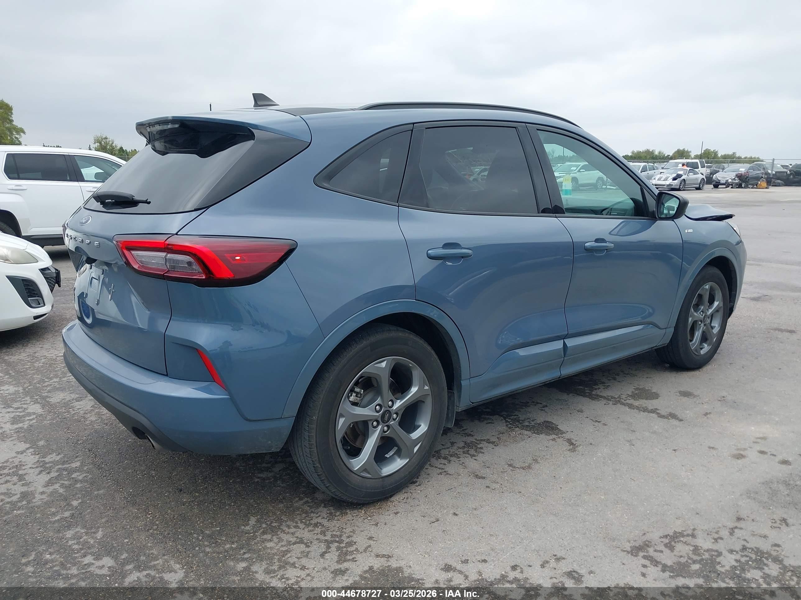 FORD ESCAPE image 4
