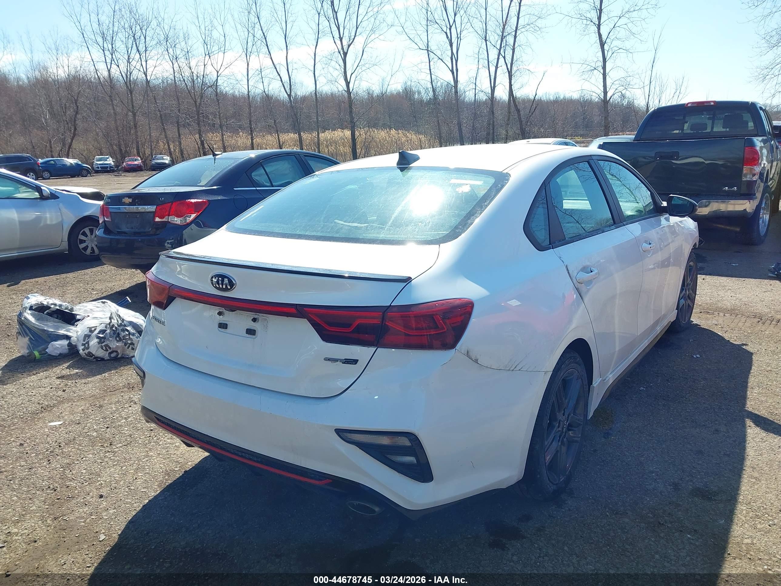 KIA FORTE image 4