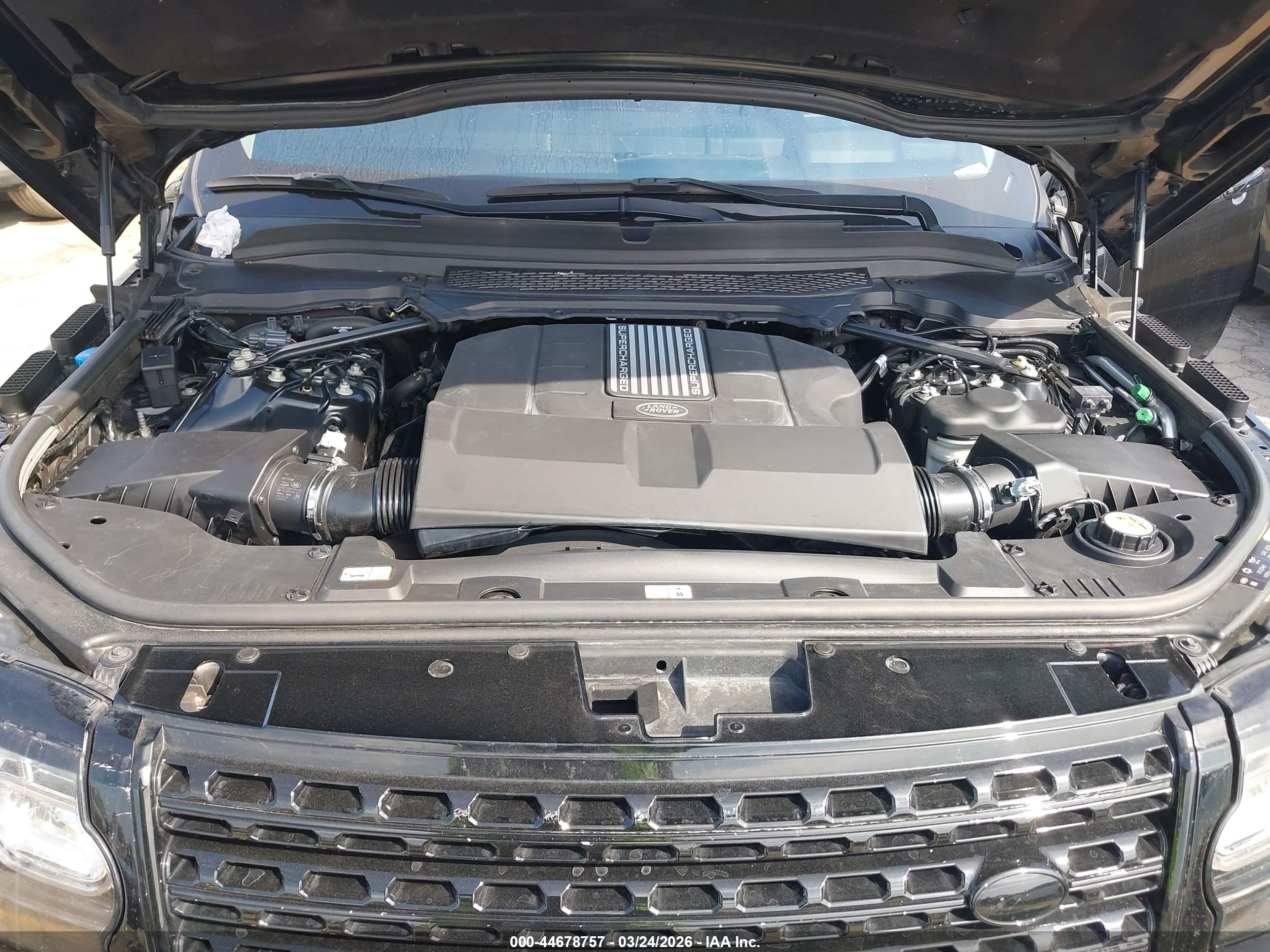 LAND ROVER image 10