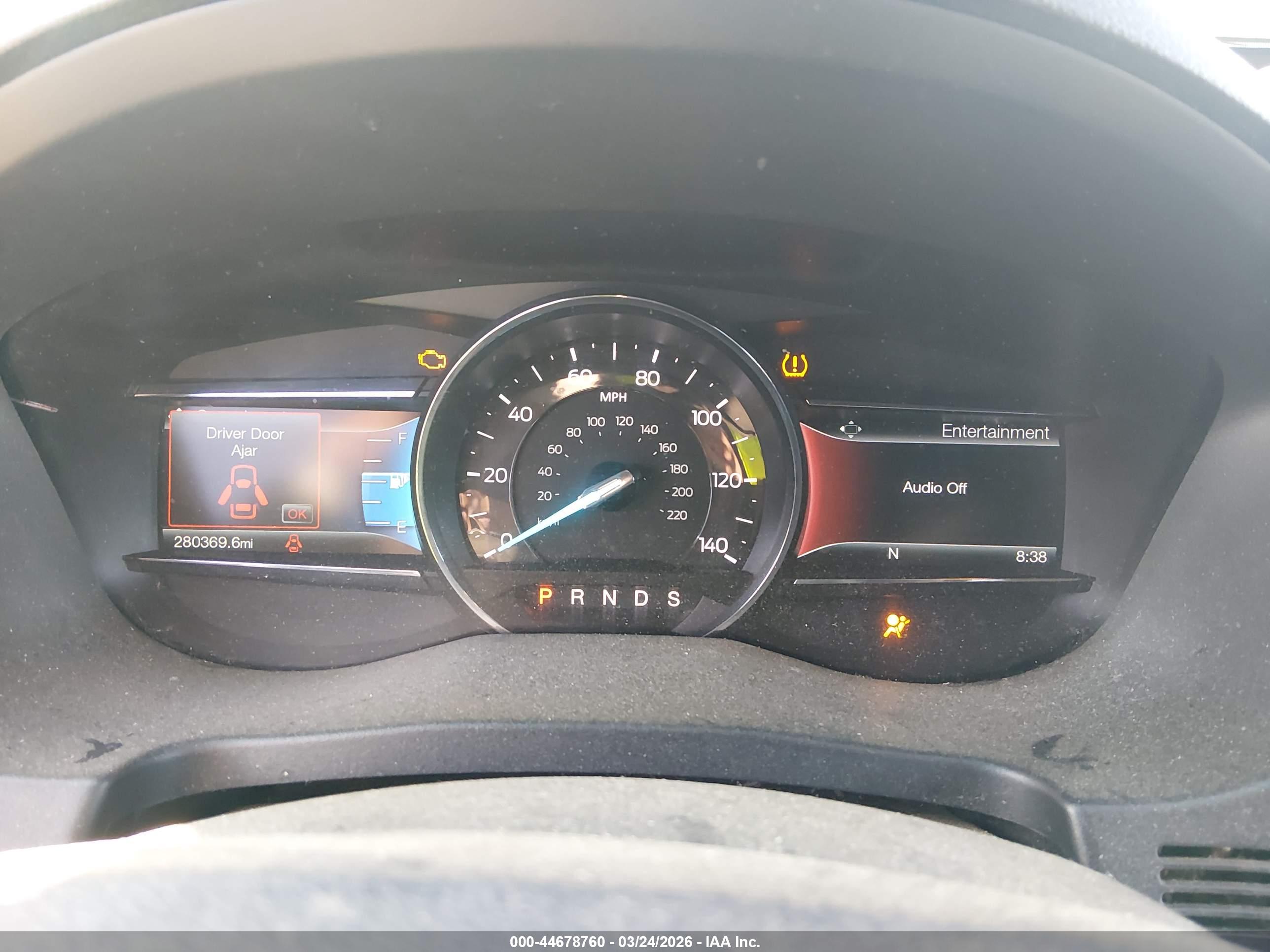 FORD EXPLORER image 7