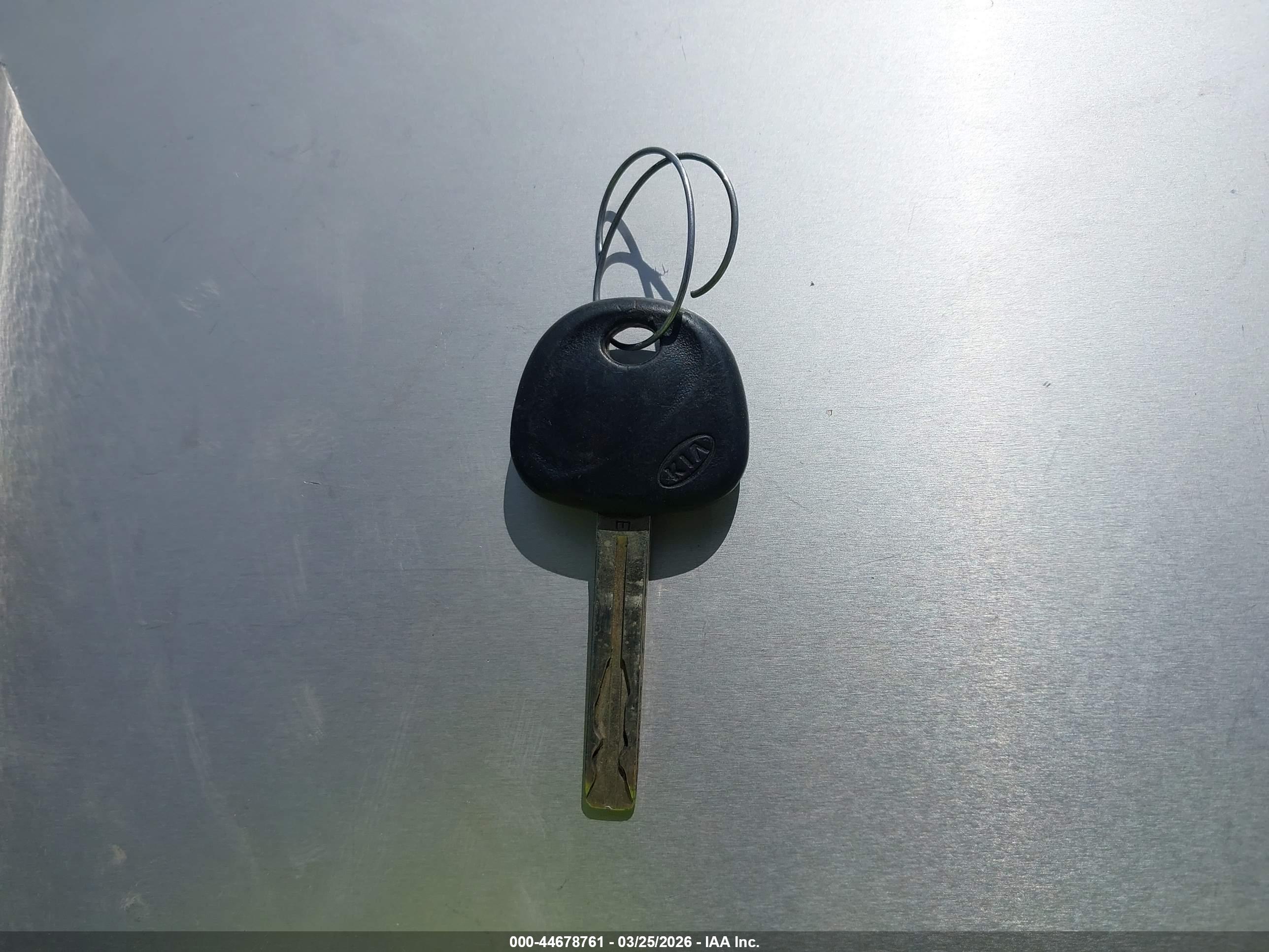 KIA RIO image 11