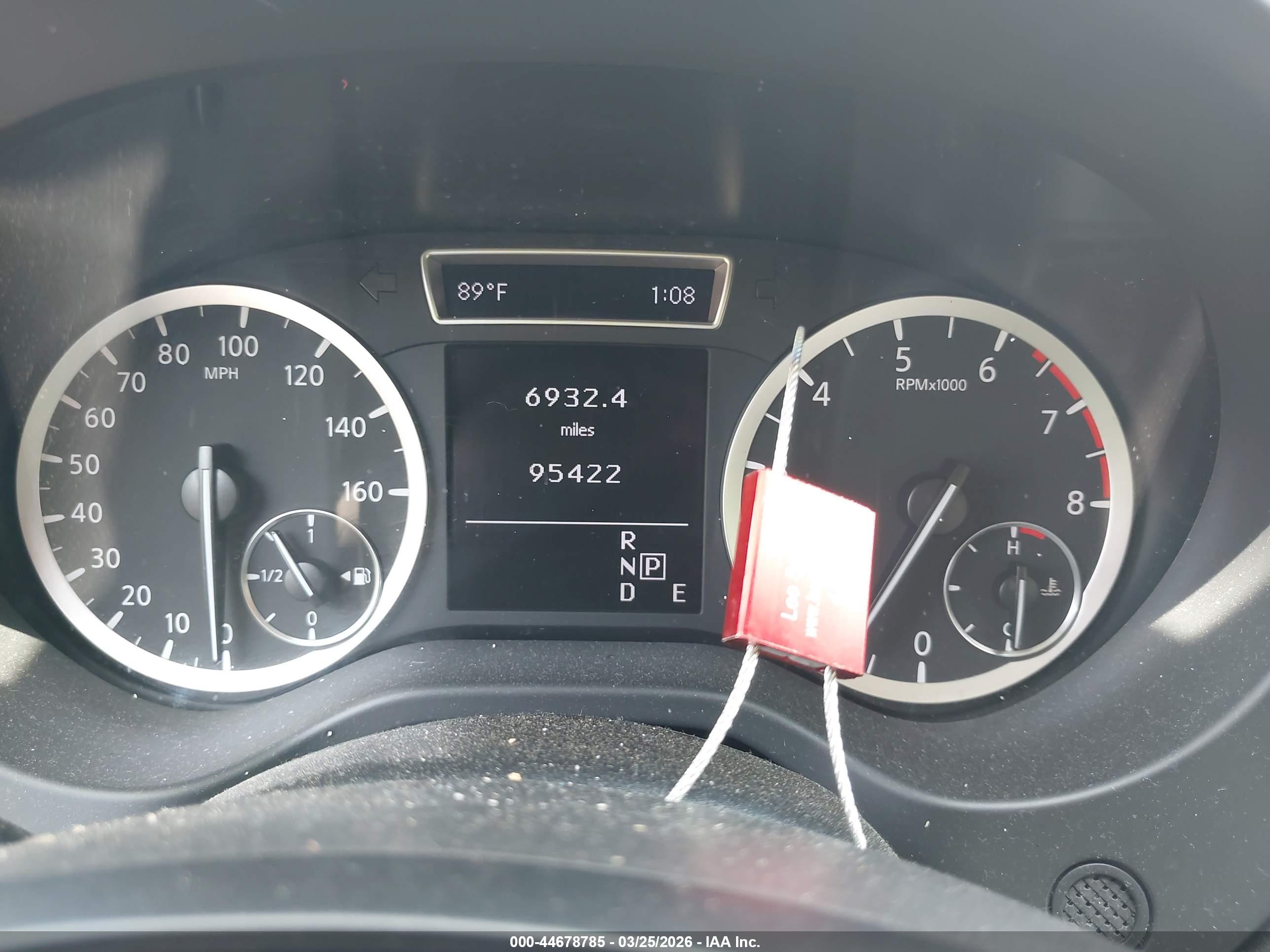 INFINITI QX30 image 7