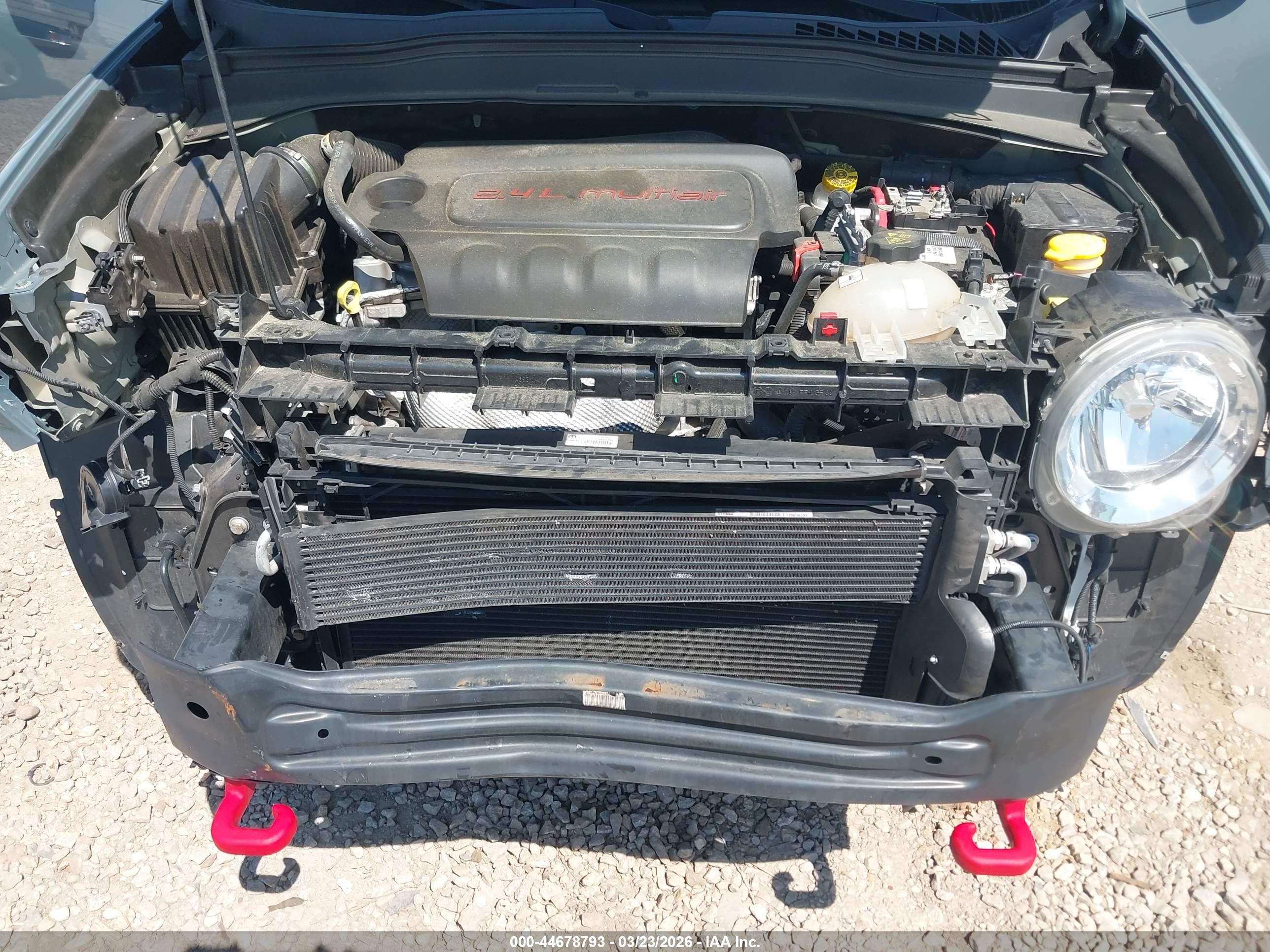 JEEP RENEGADE image 10
