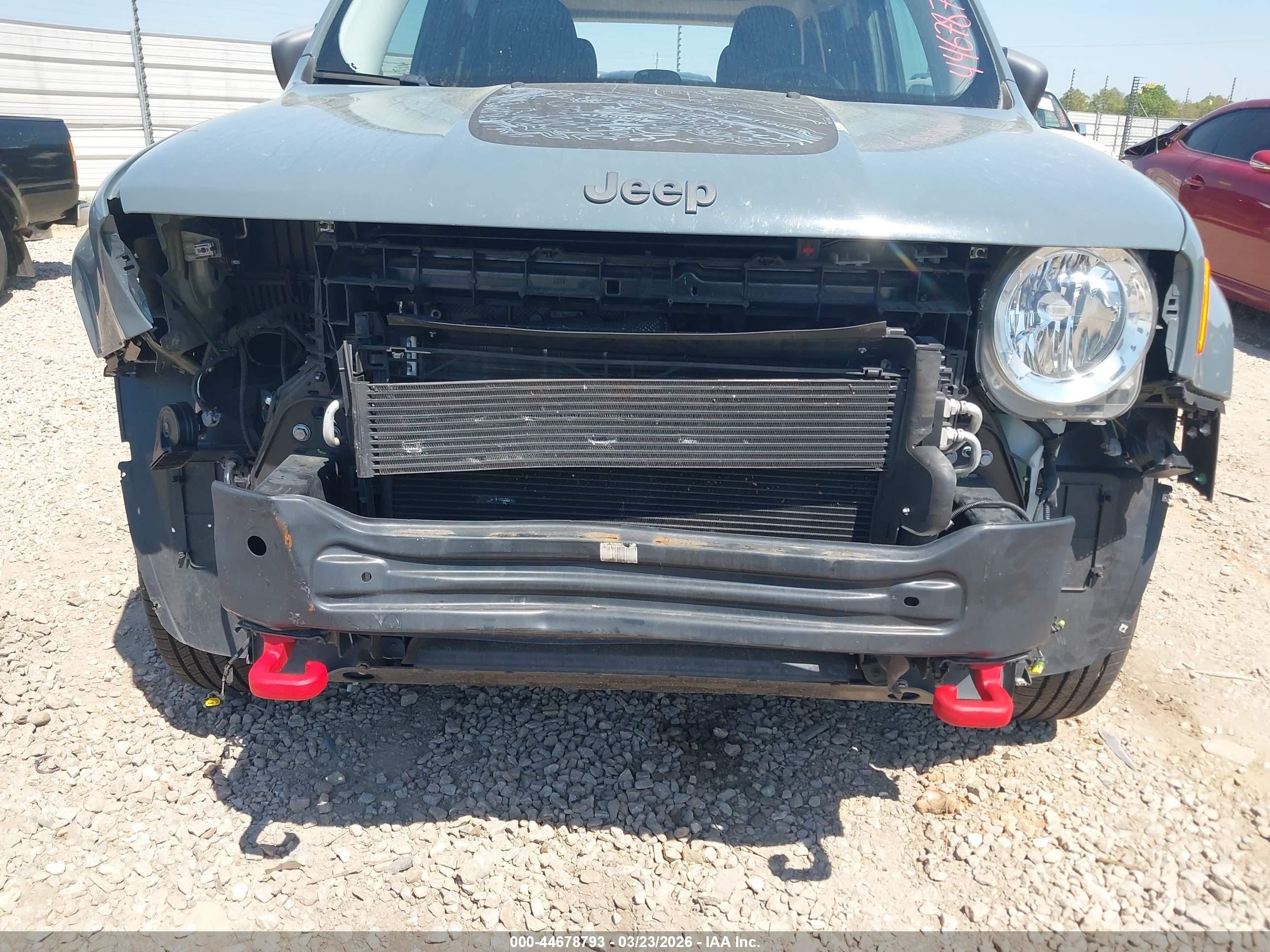 JEEP RENEGADE image 6