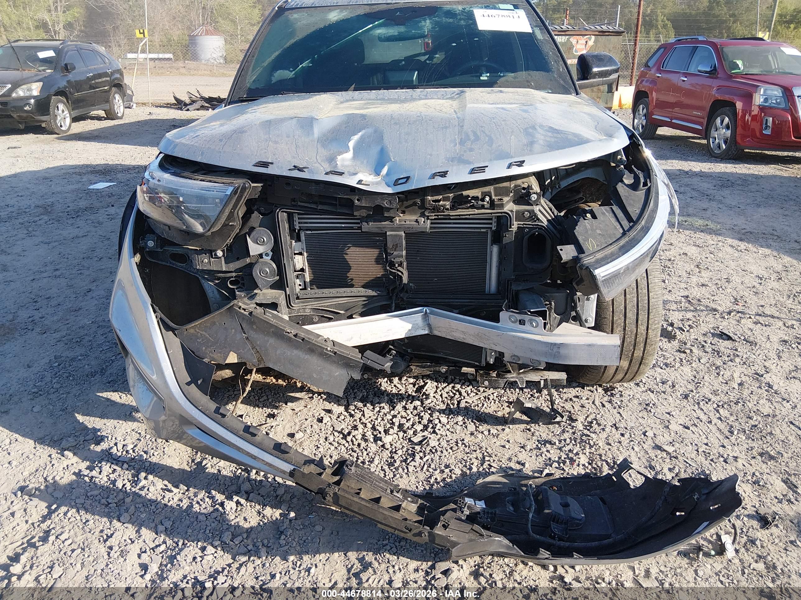 FORD EXPLORER image 6