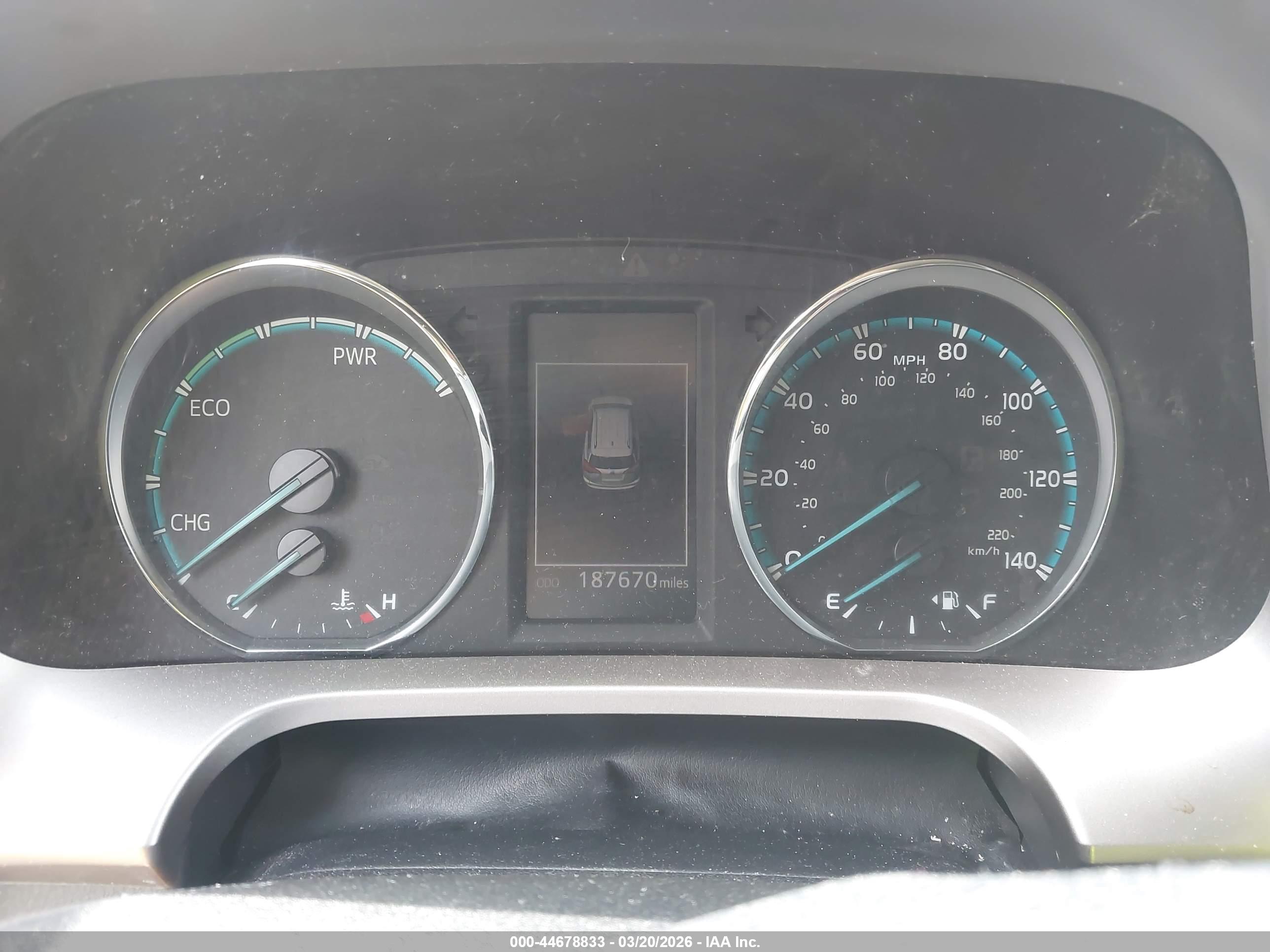 TOYOTA RAV4 image 7