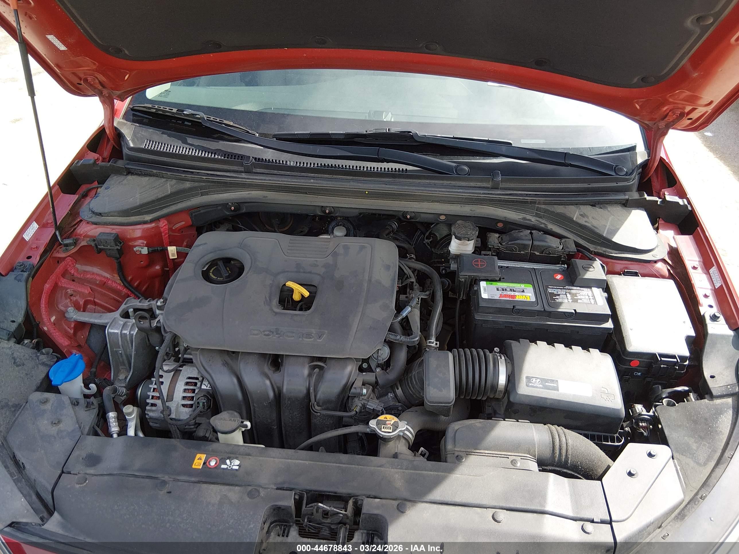 HYUNDAI ELANTRA image 10