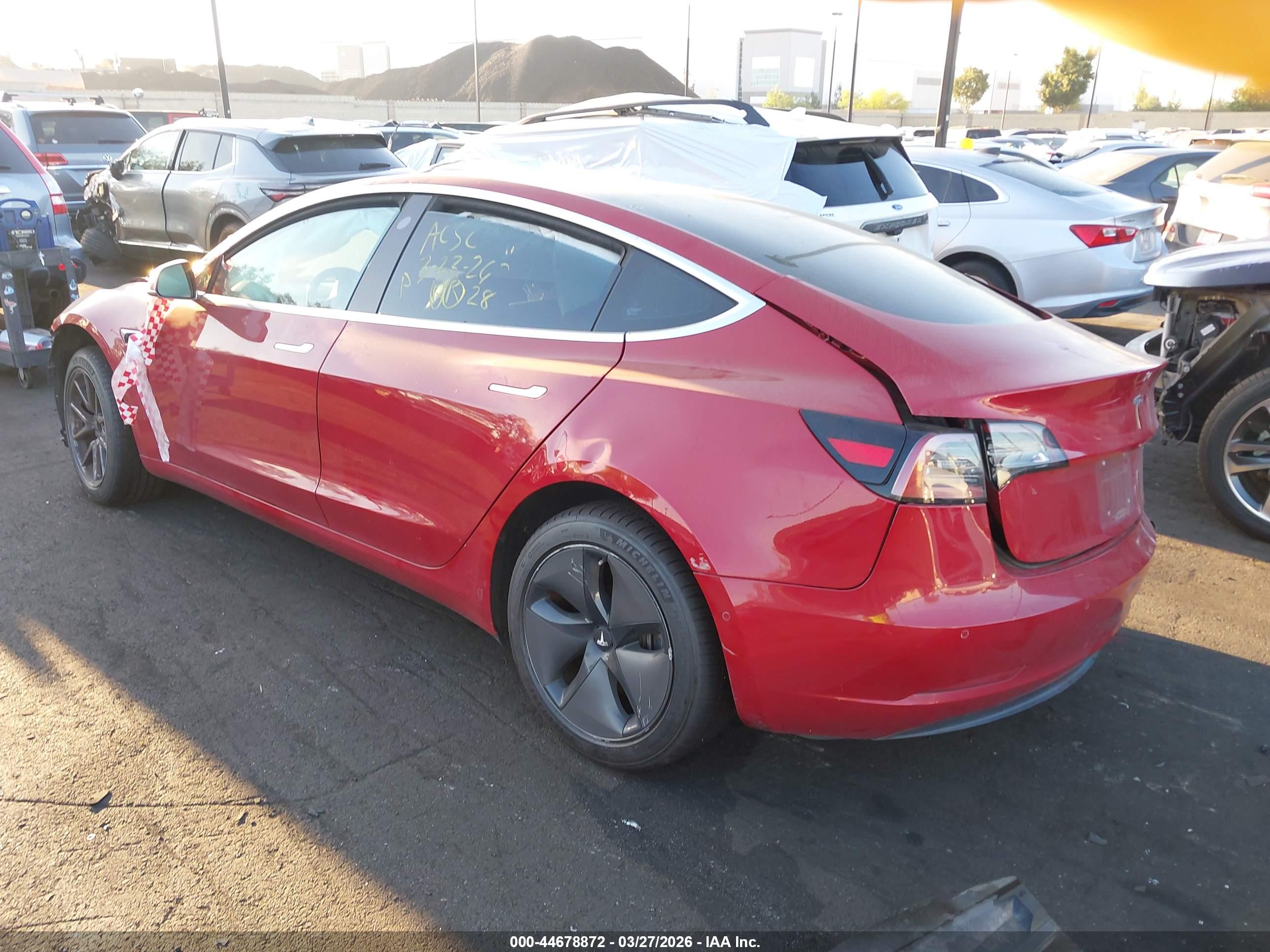 TESLA MODEL image 3