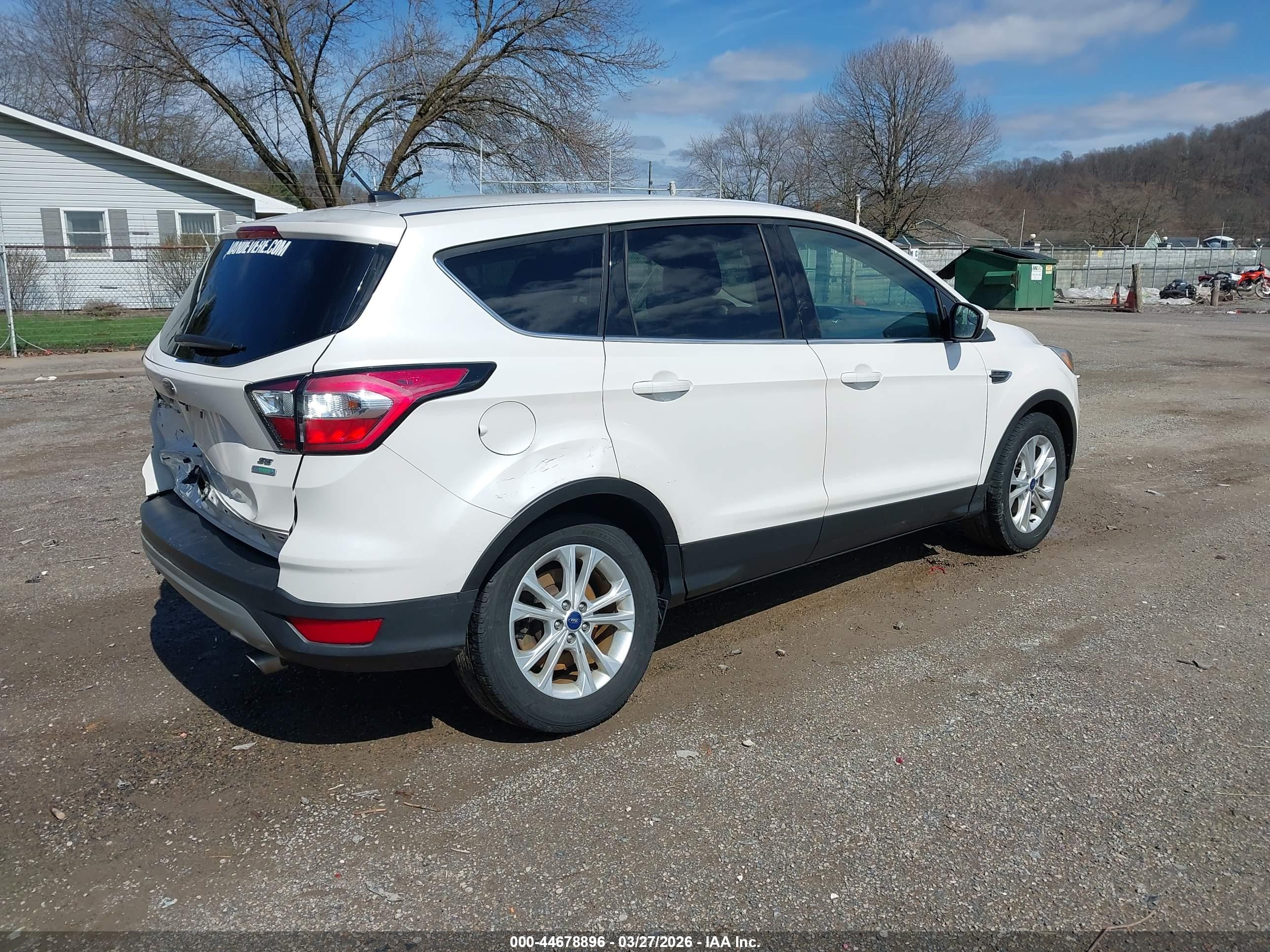 FORD ESCAPE image 4