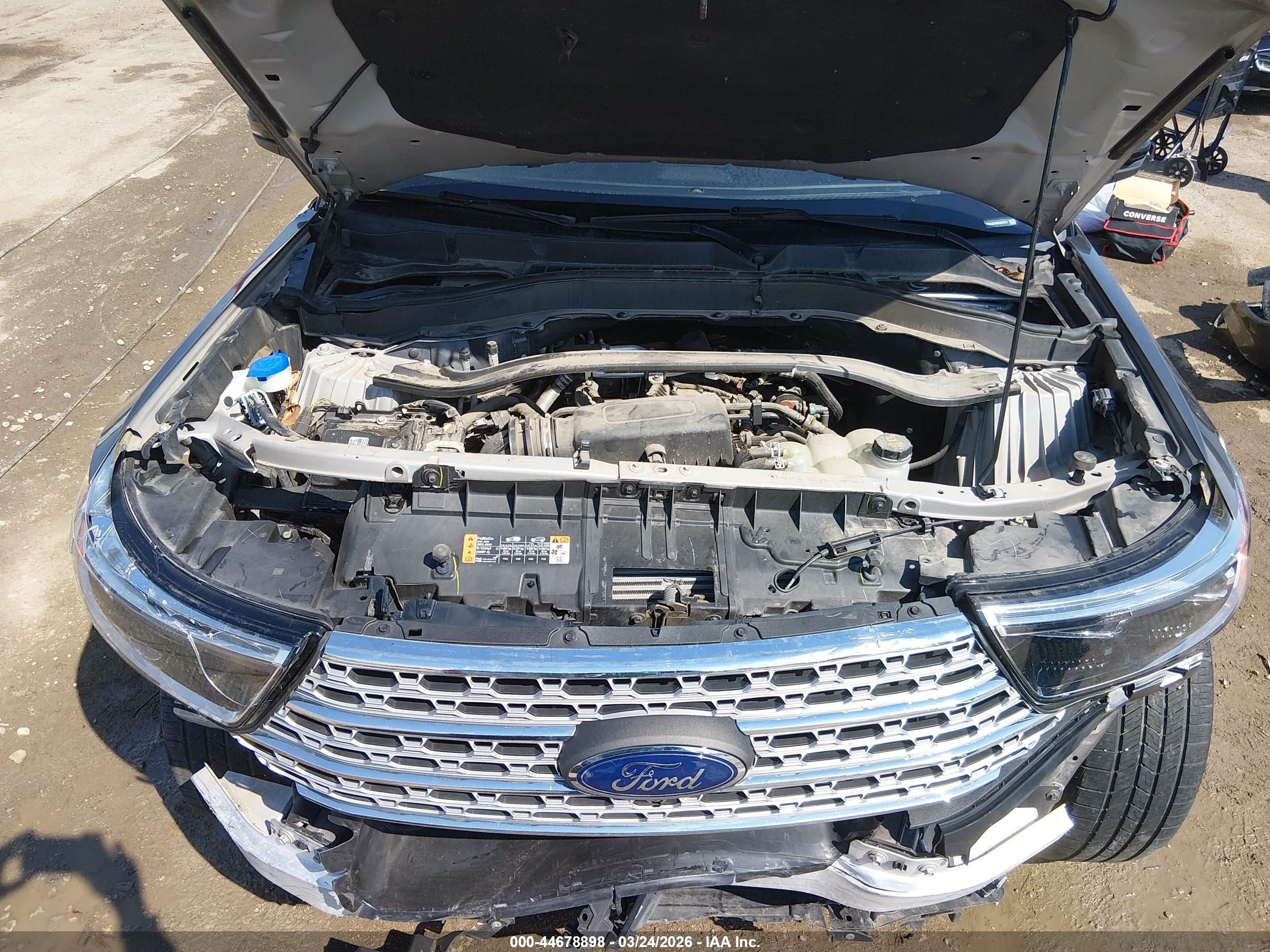 FORD EXPLORER image 10