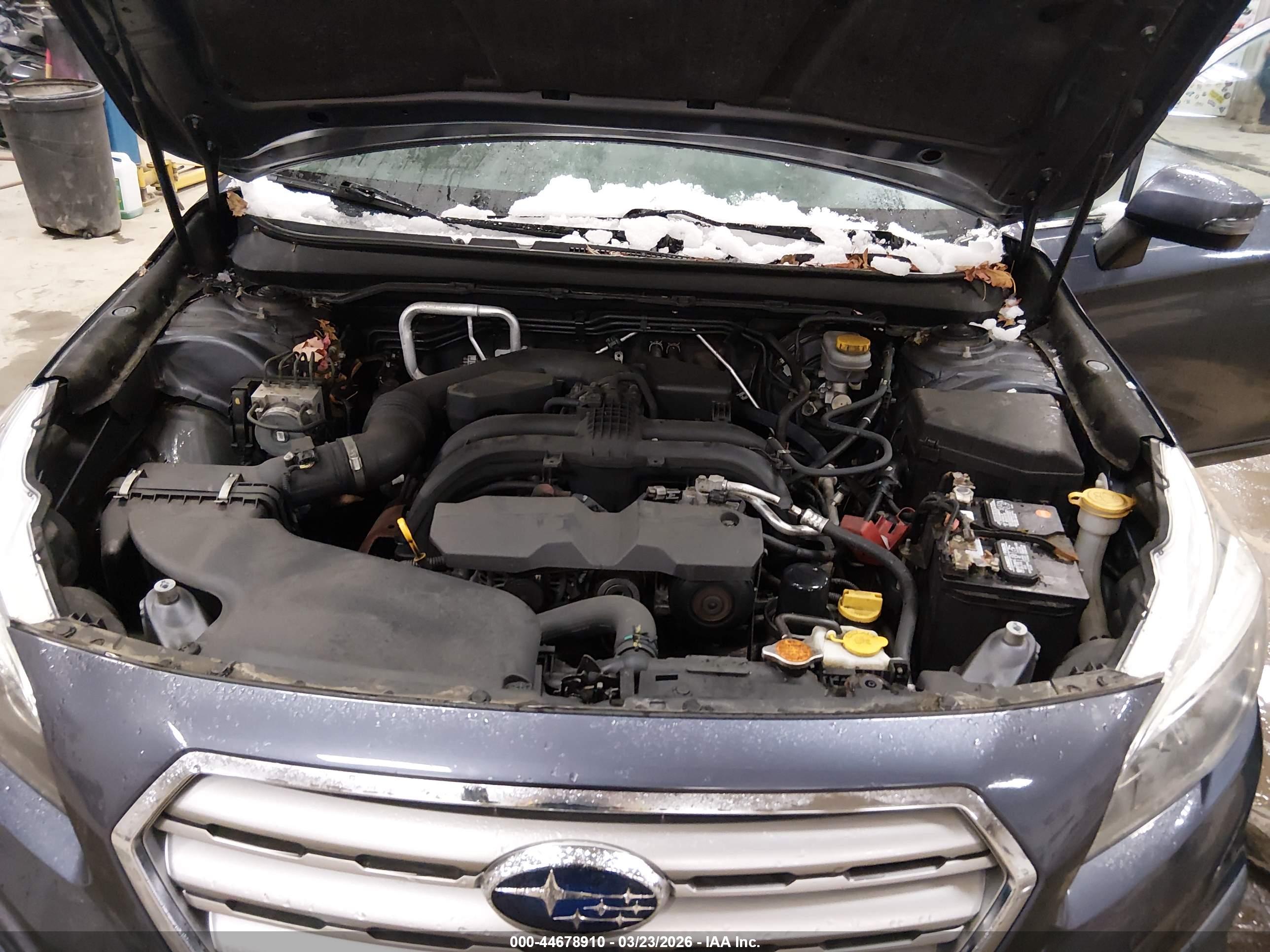 SUBARU OUTBACK image 10