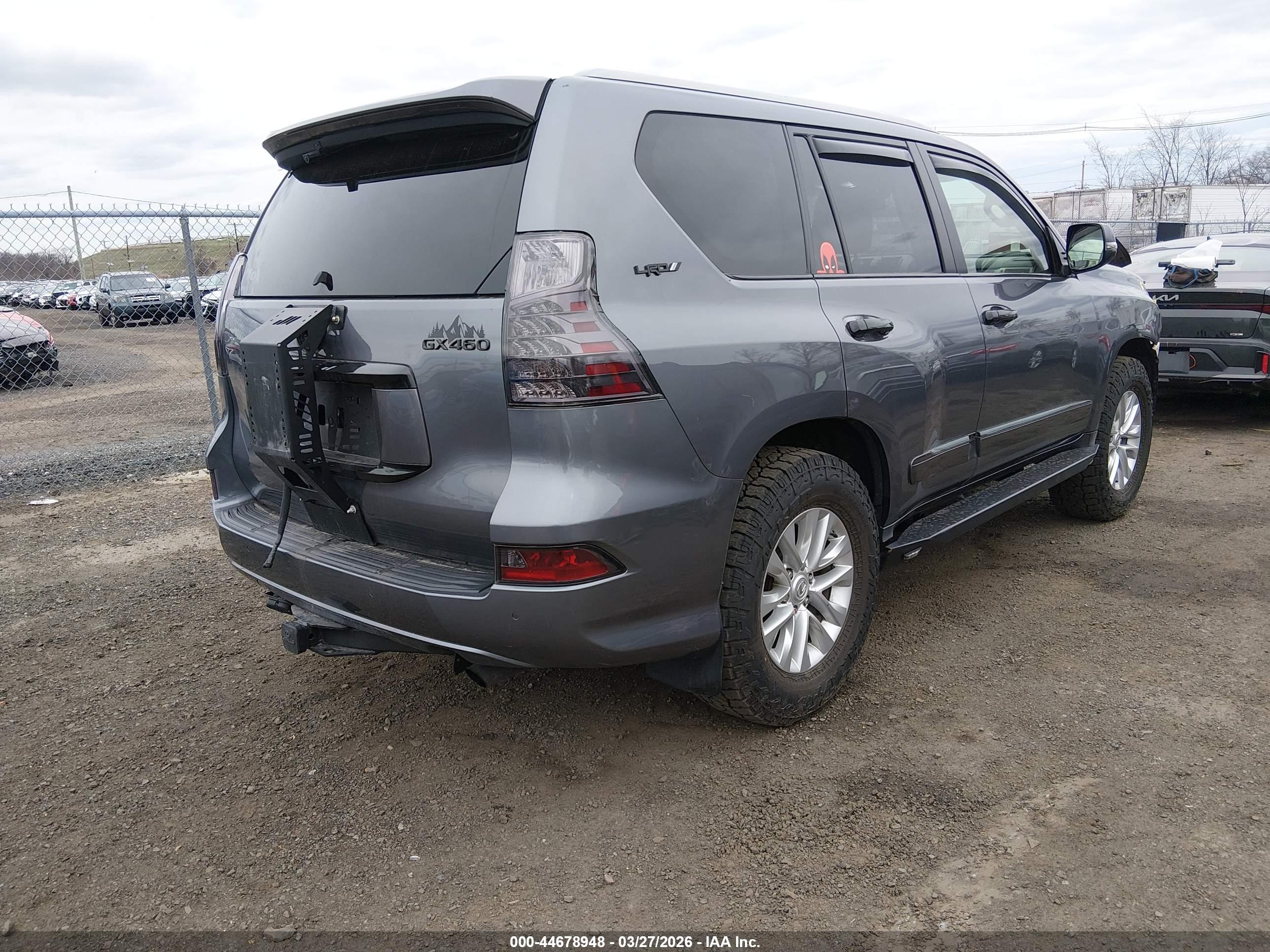 LEXUS GX image 4