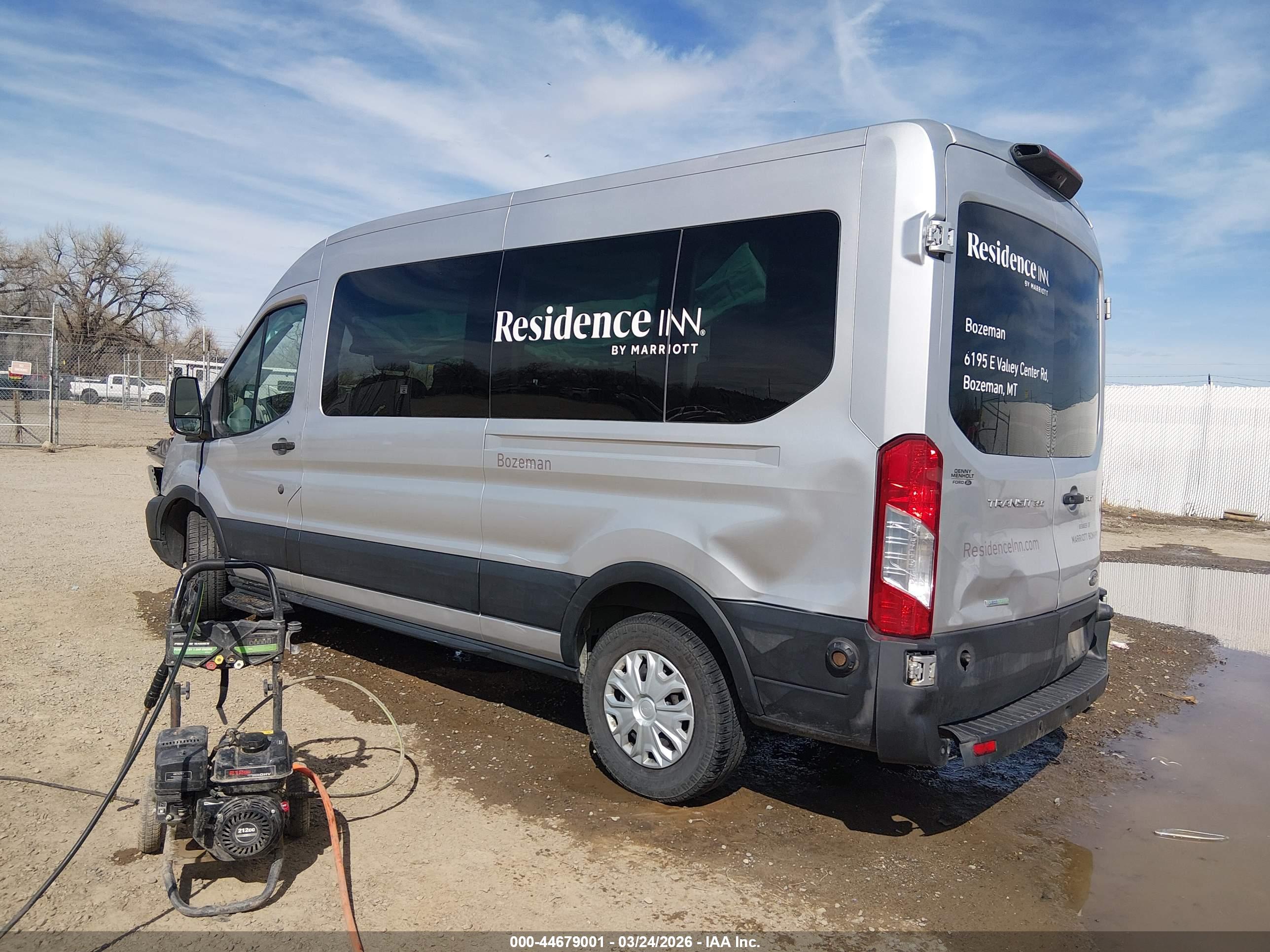 FORD TRANSIT-350 image 3