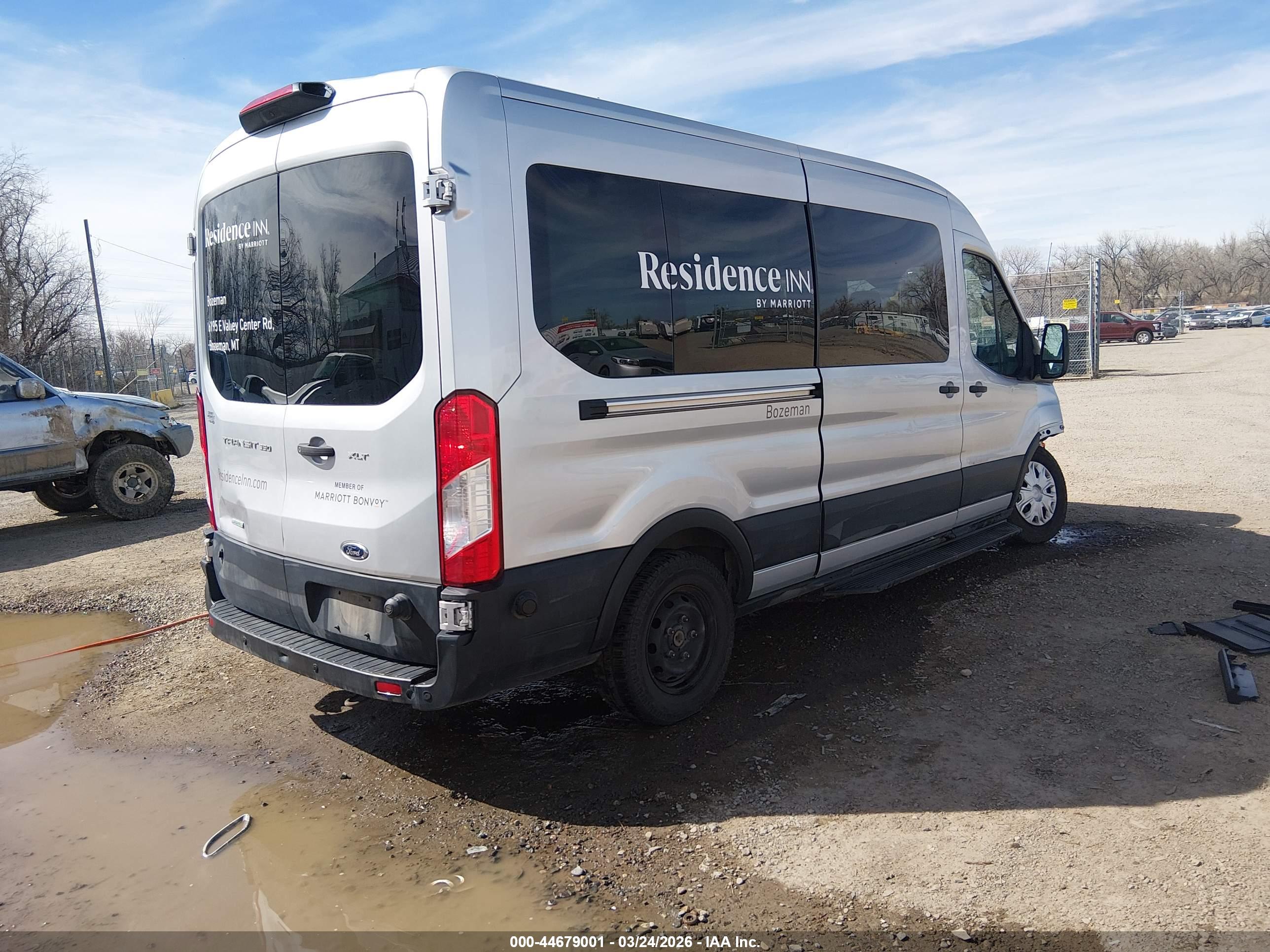 FORD TRANSIT-350 image 4