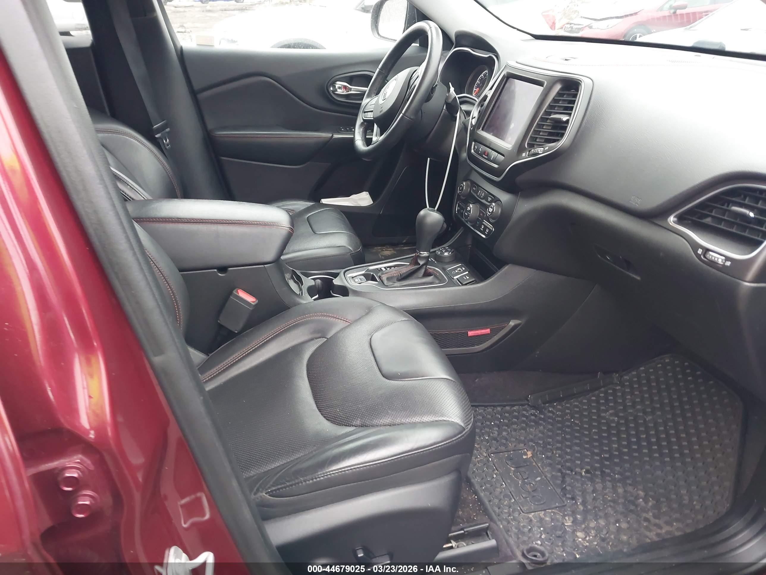 JEEP CHEROKEE image 5