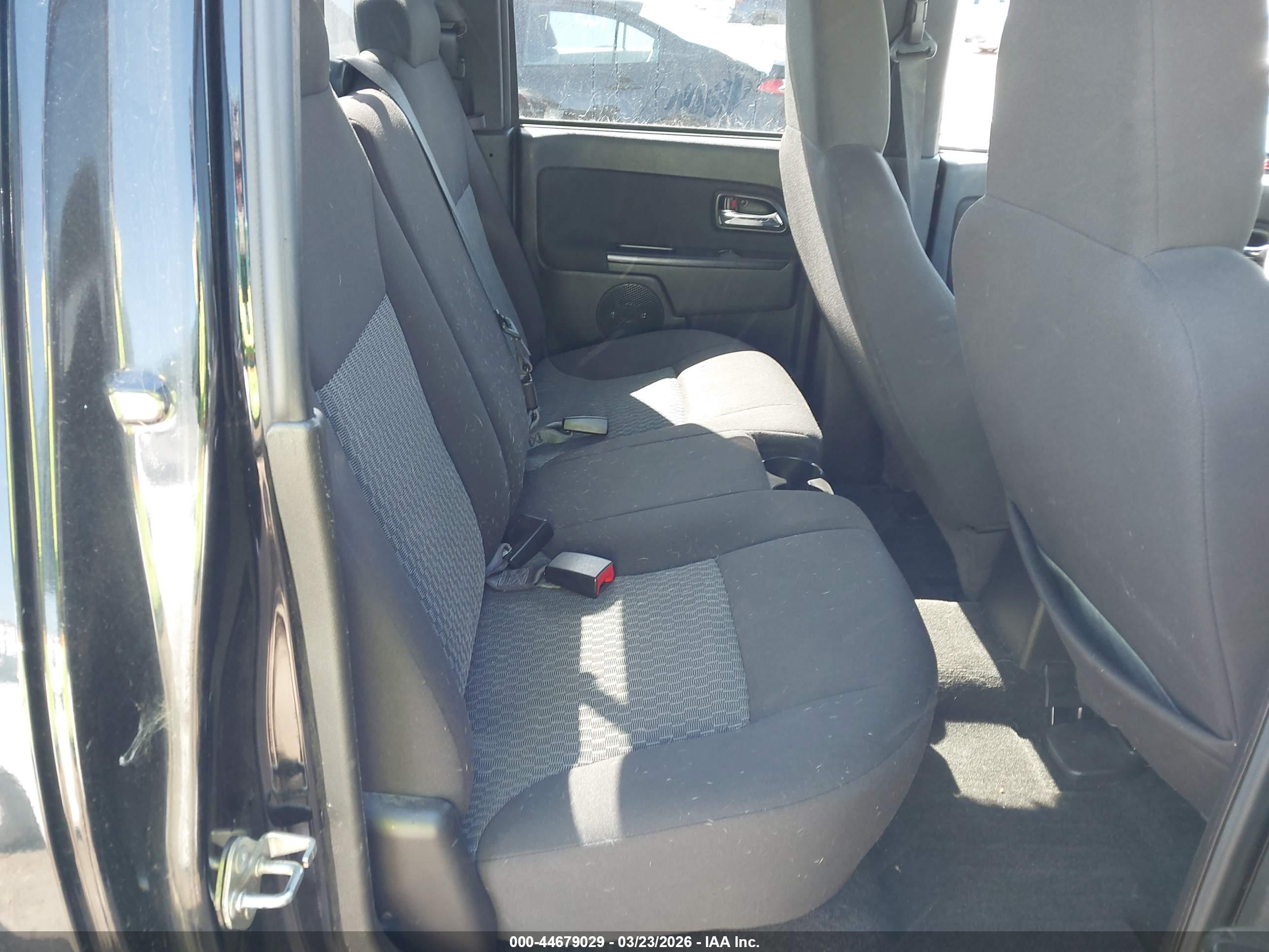 CHEVROLET COLORADO image 8