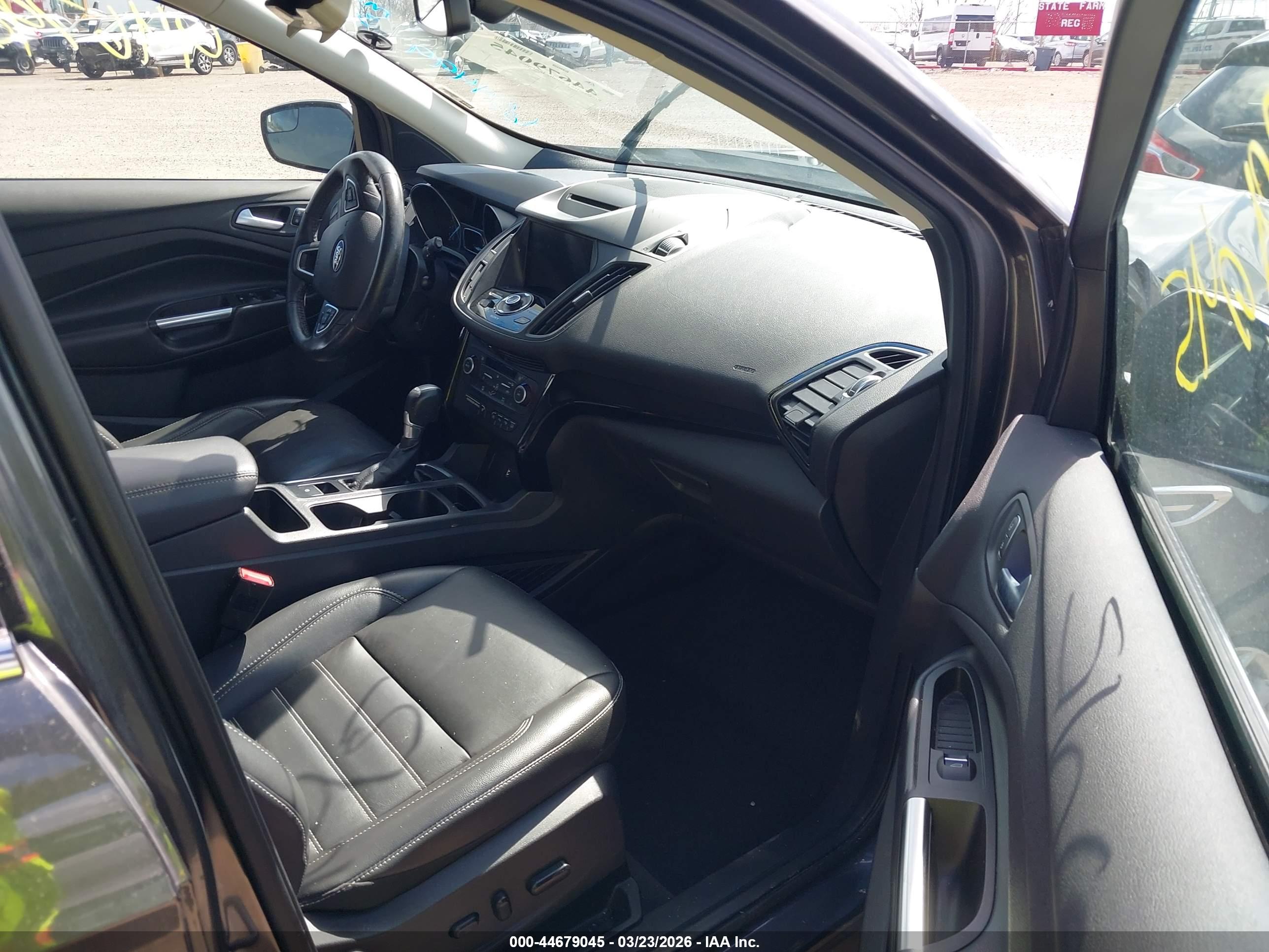 FORD ESCAPE image 5
