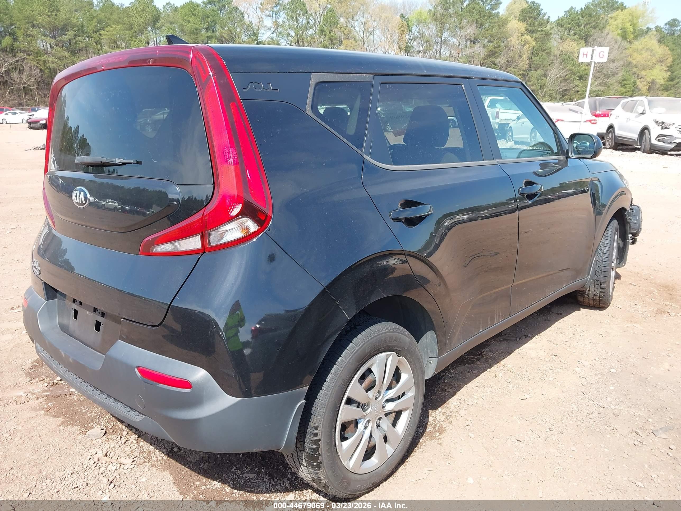 KIA SOUL image 4