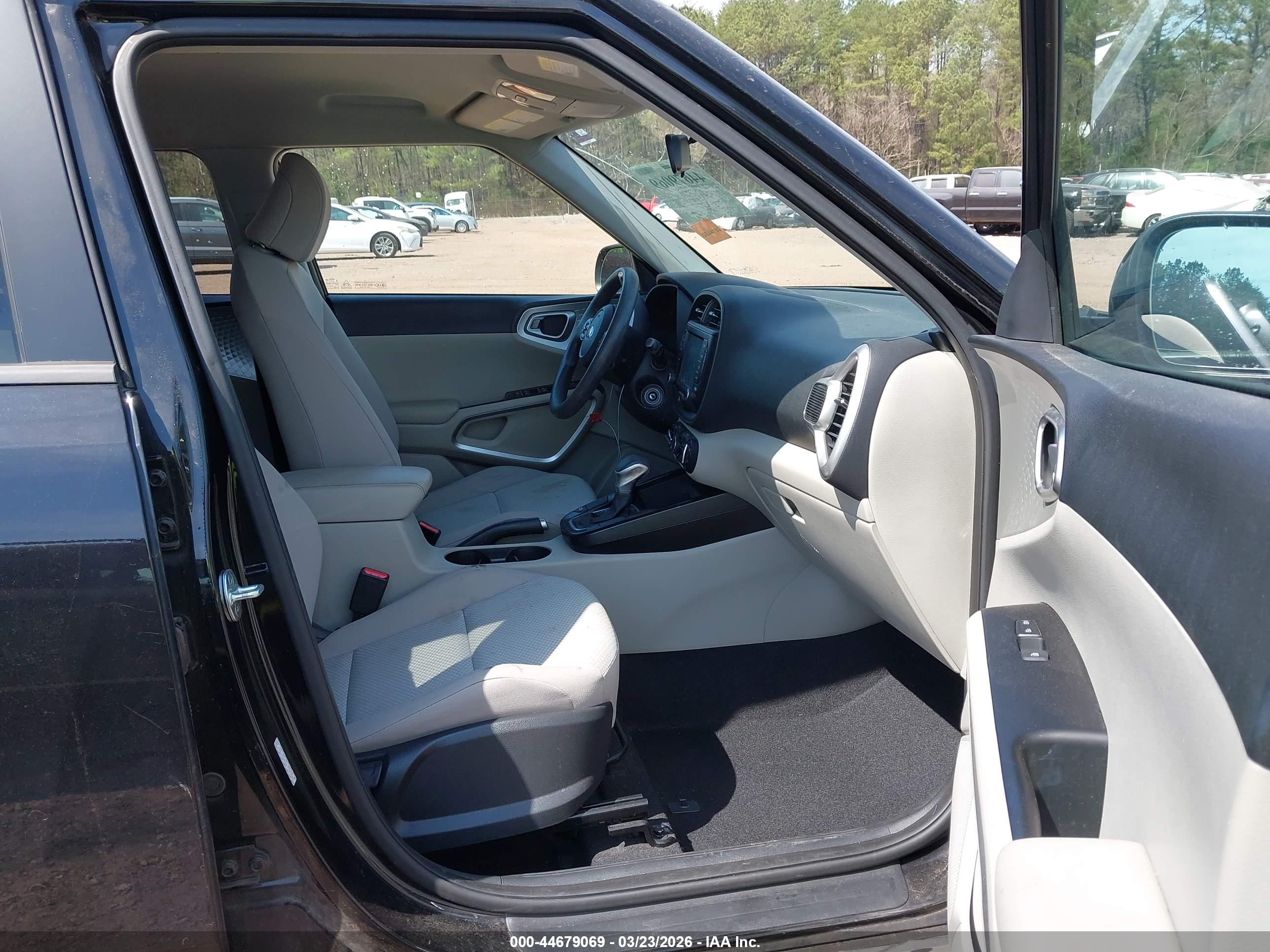 KIA SOUL image 5
