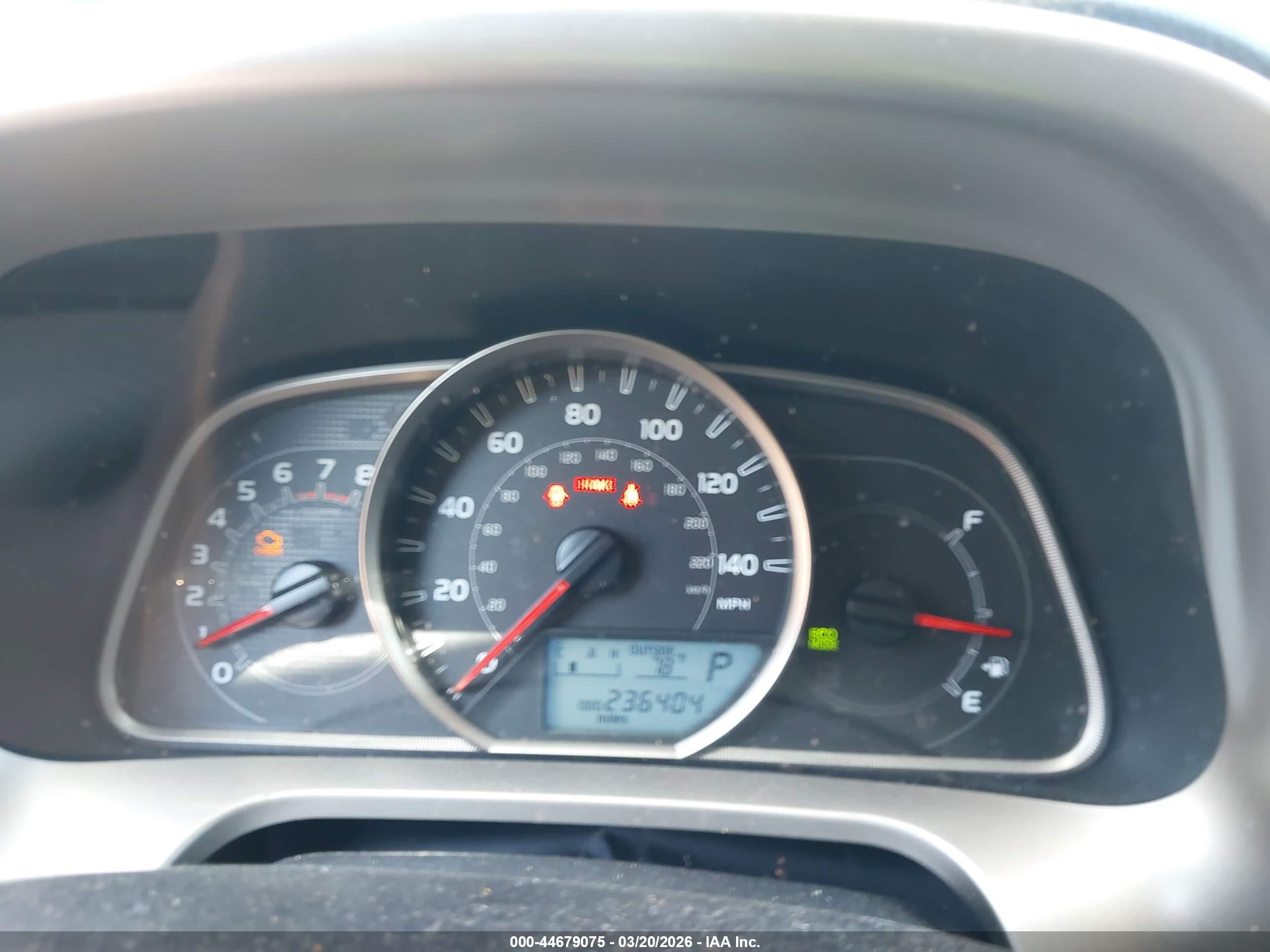 TOYOTA RAV4 image 7
