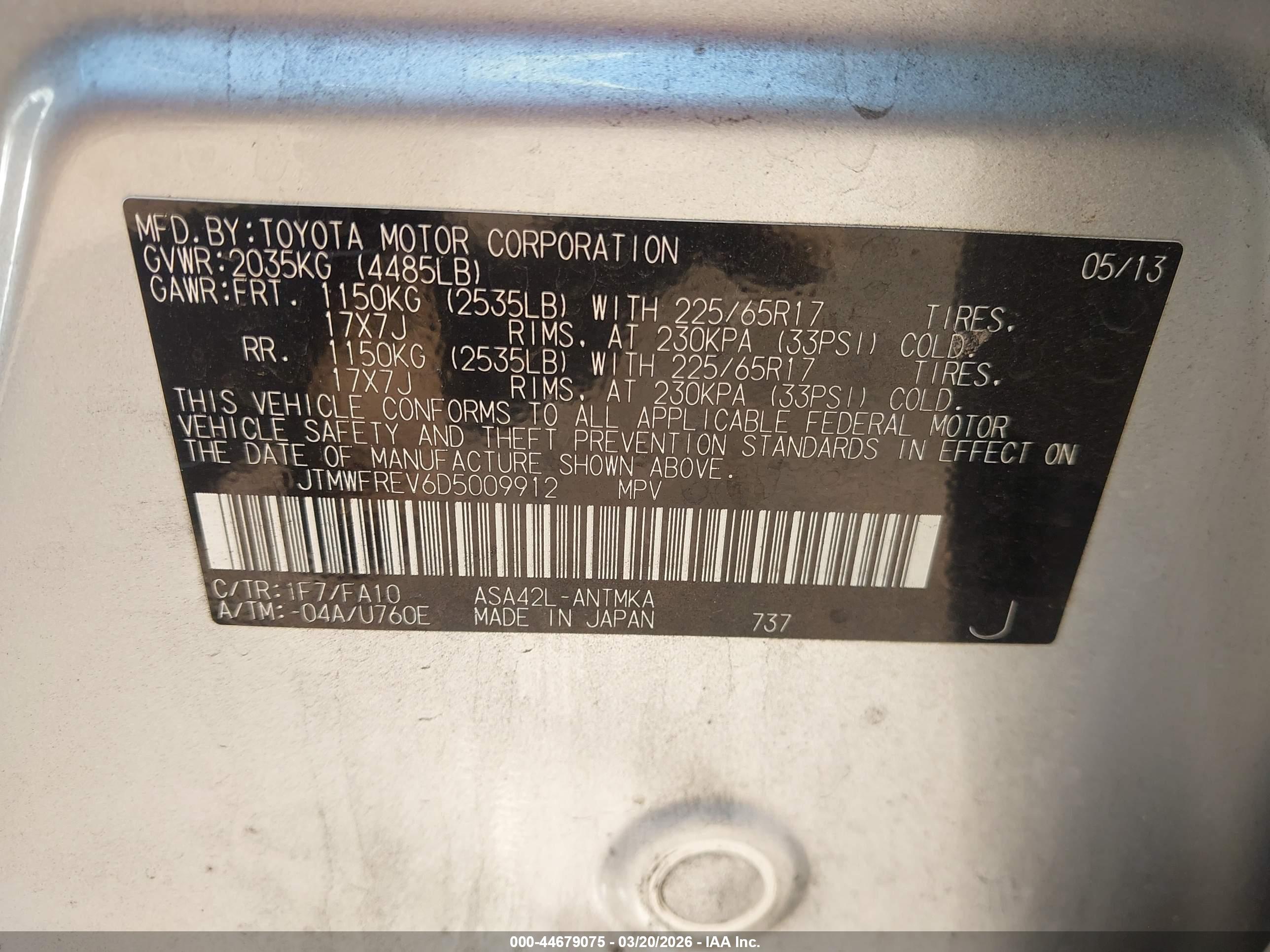 TOYOTA RAV4 image 9