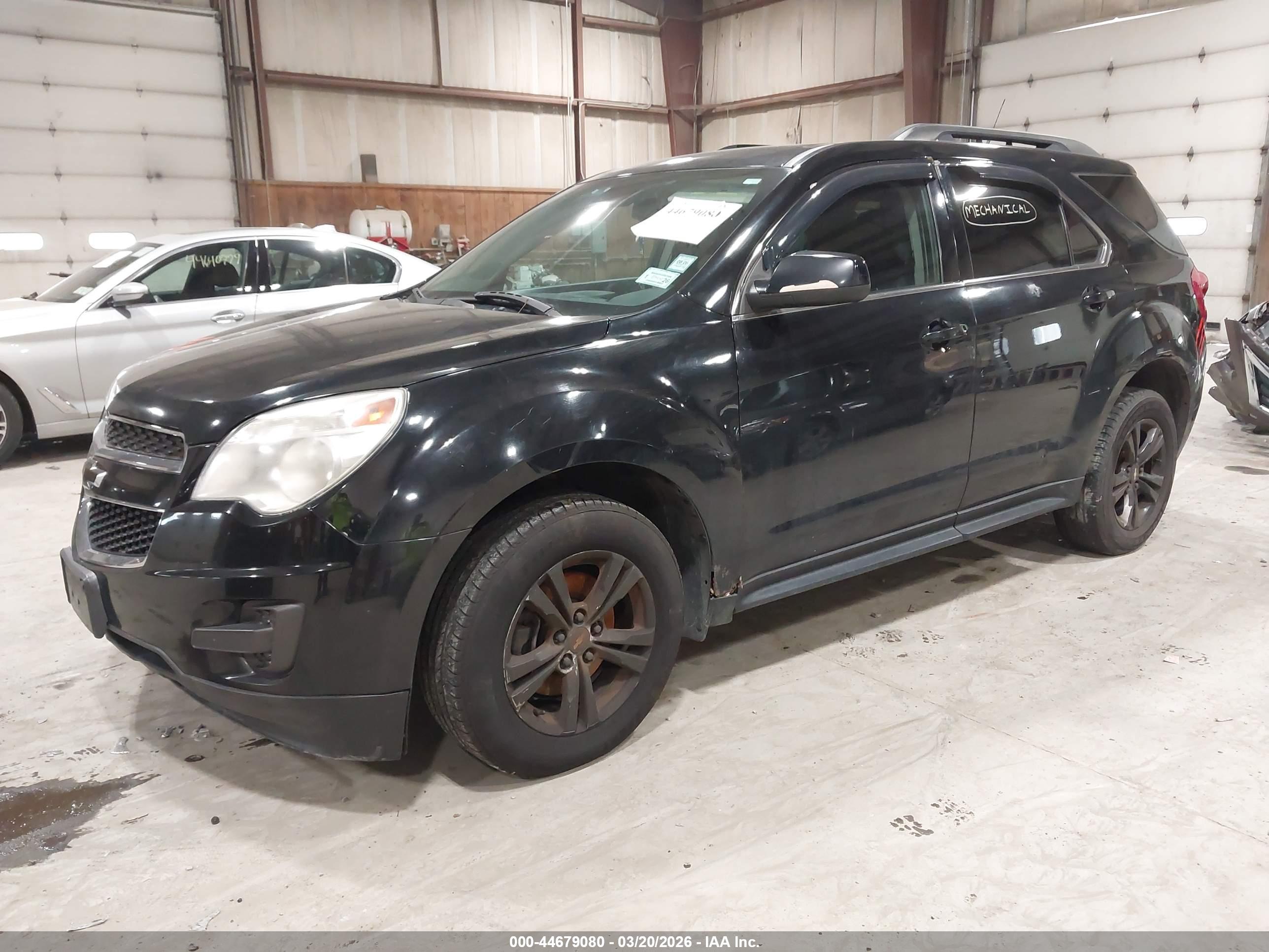 CHEVROLET EQUINOX image 2