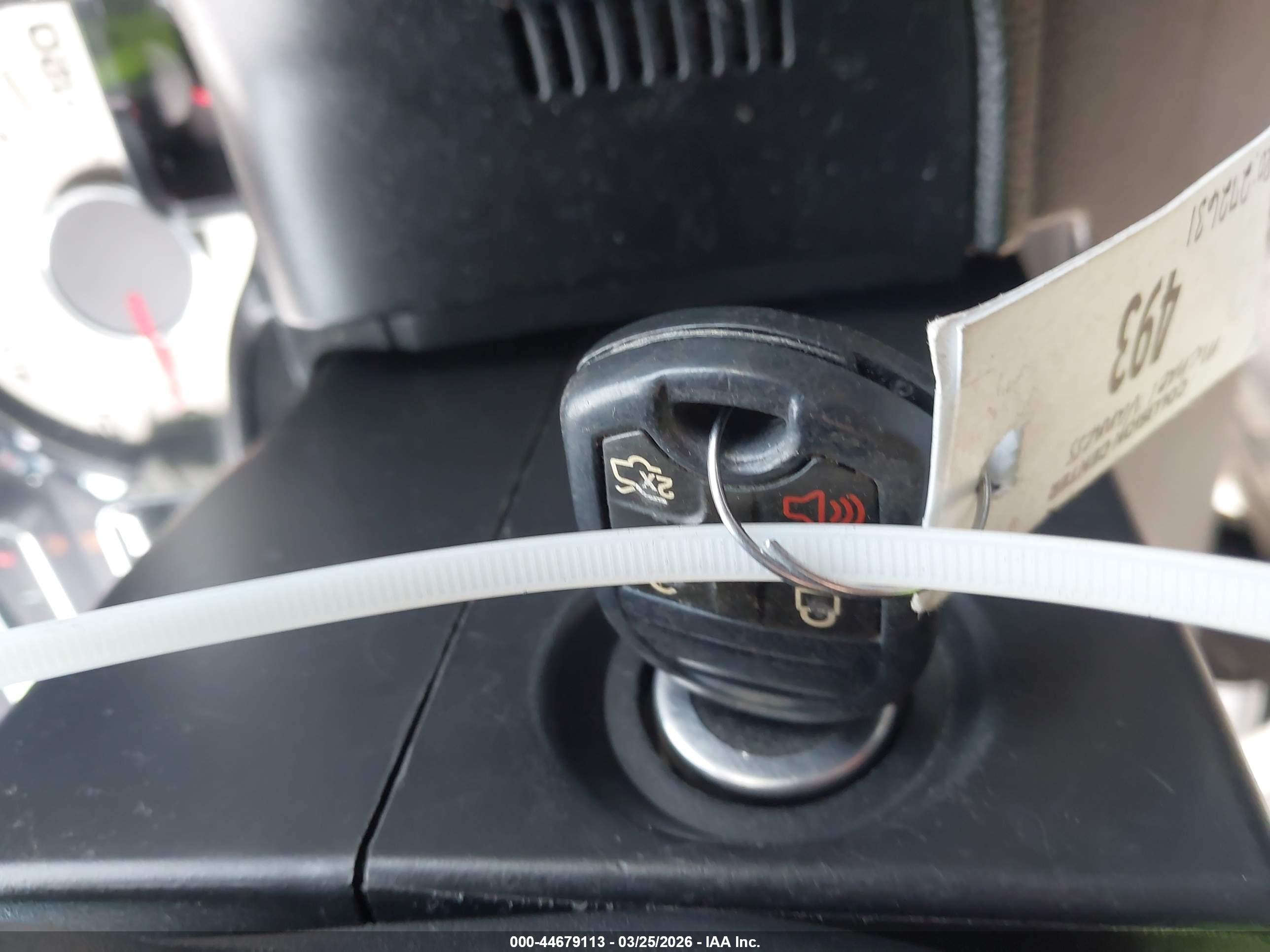 FORD EXPEDITION image 11
