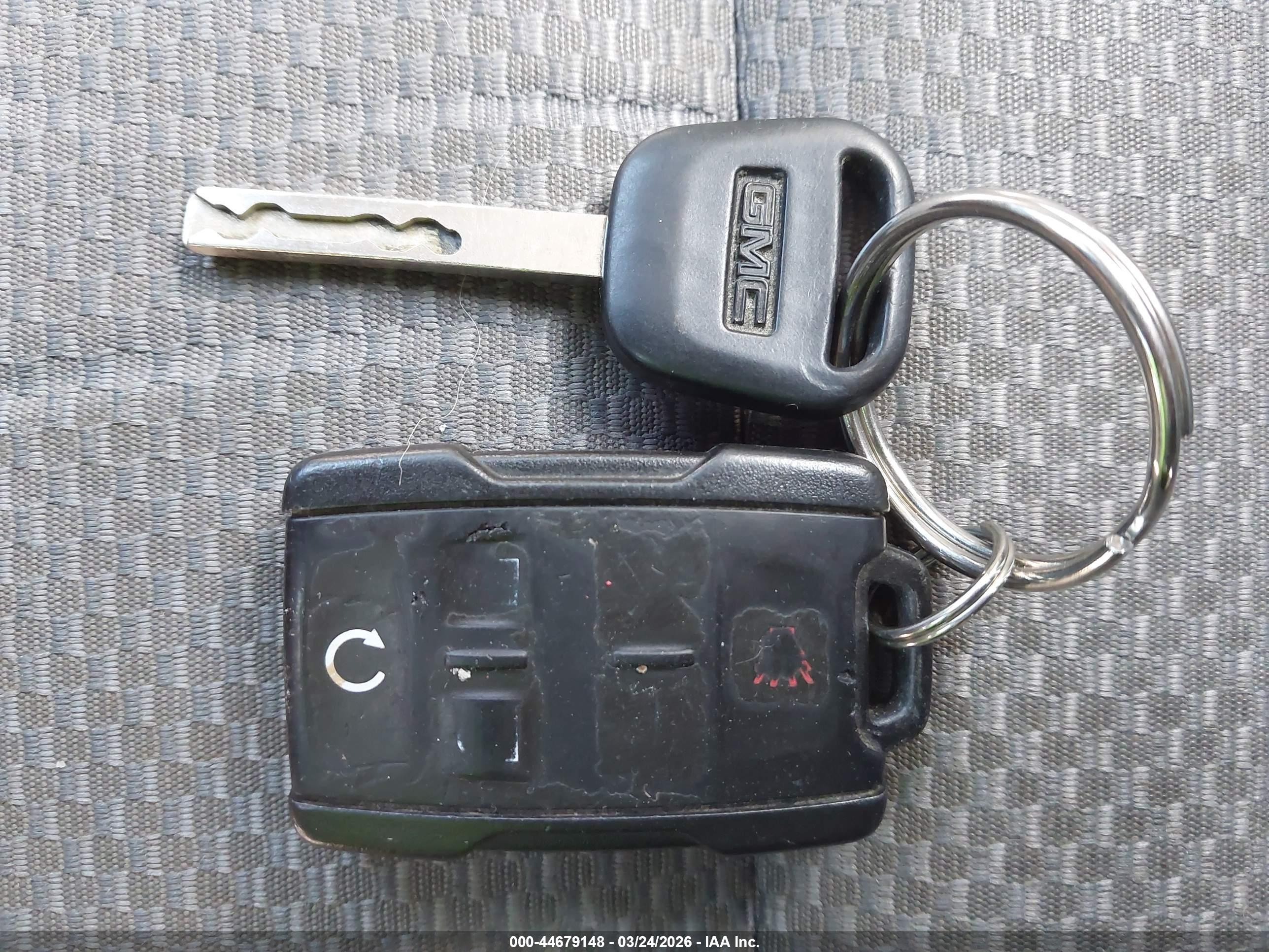 GMC SIERRA image 11